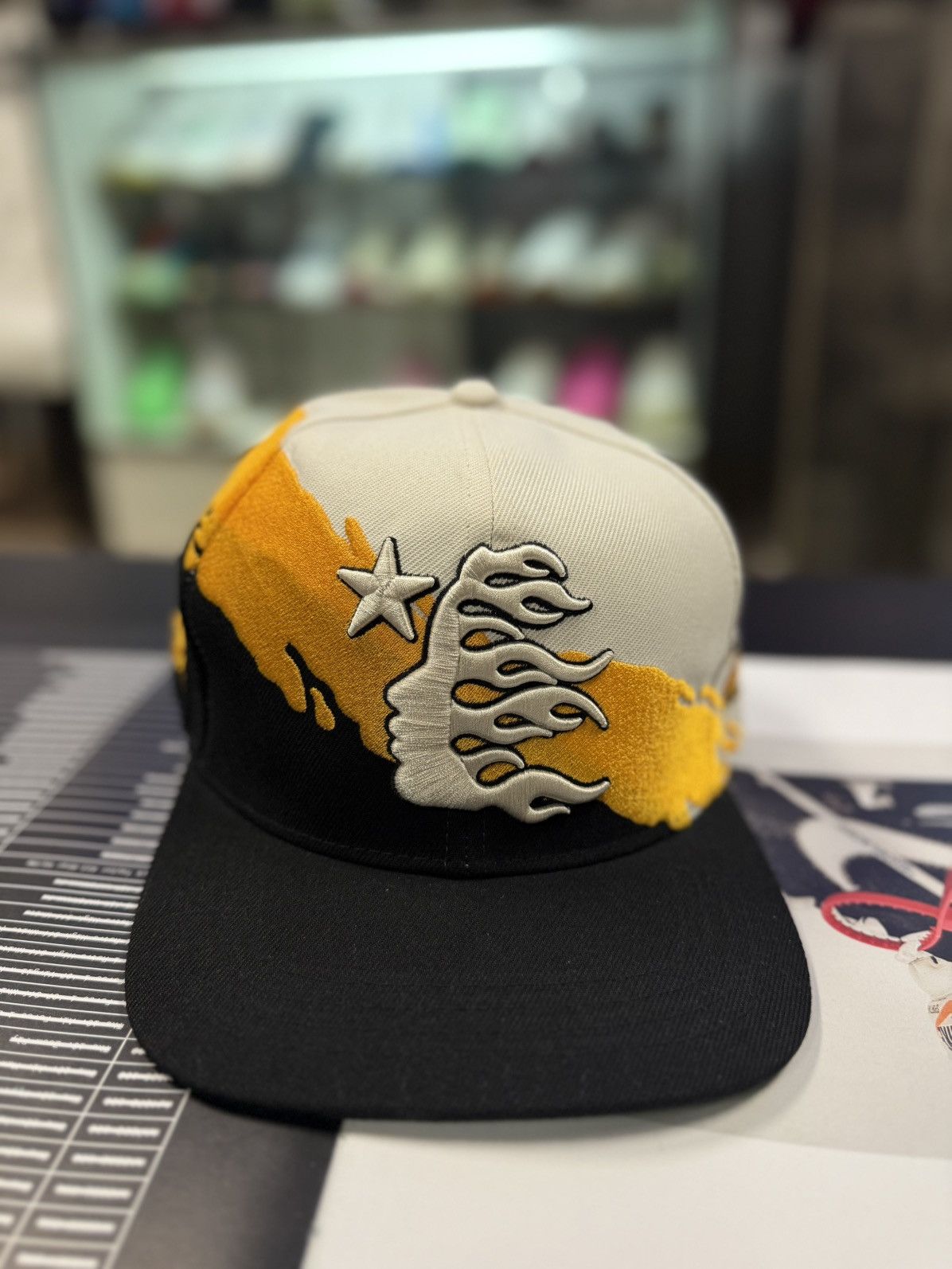 Hellstar Adjustable SnapBack Hat “Air Brush” (NEW)