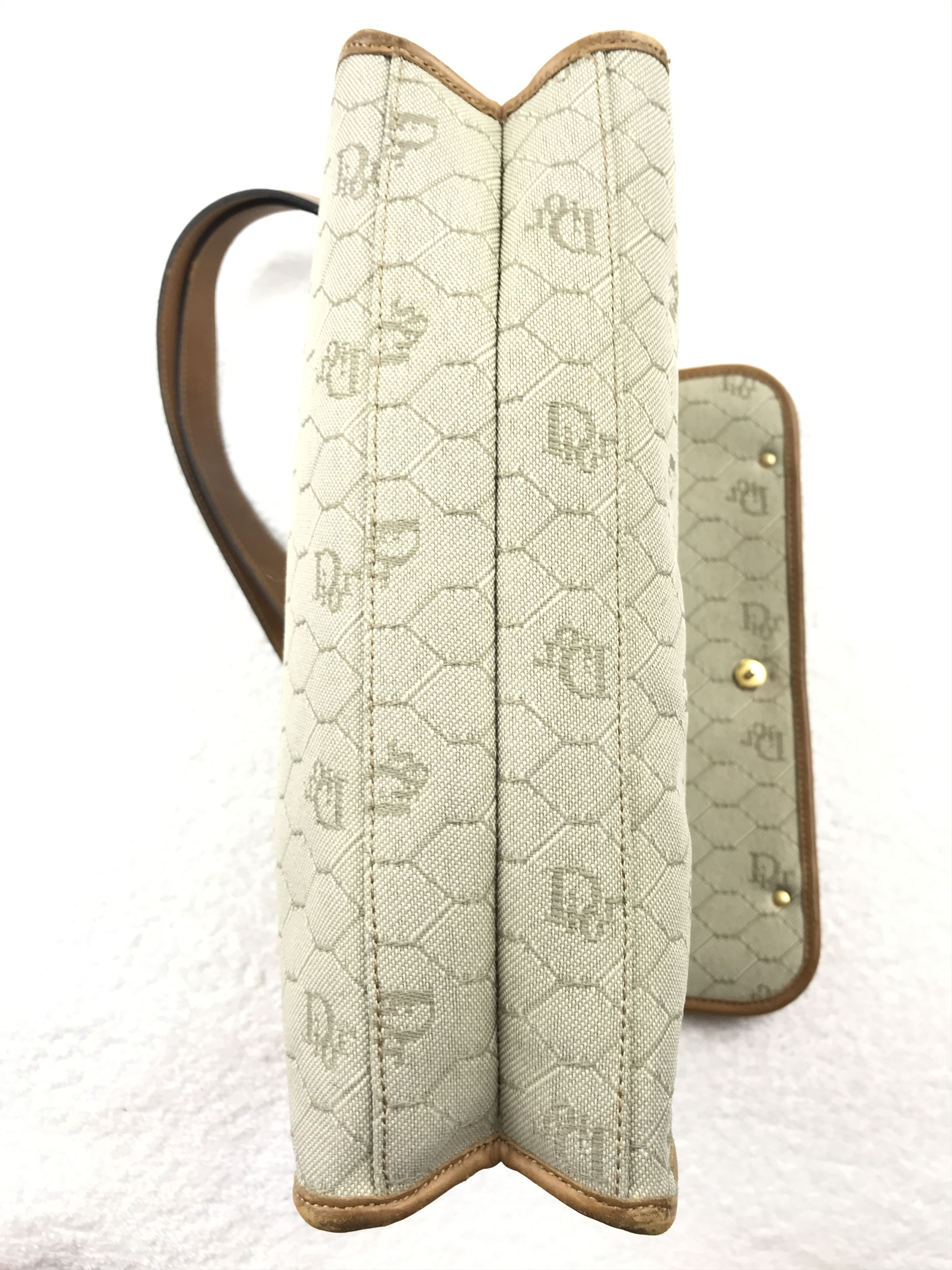 Christian Dior Monsieur × Vintage Vintage Christian Dior Honeycomb Handbag Size ONE SIZE - 5 Thumbnail