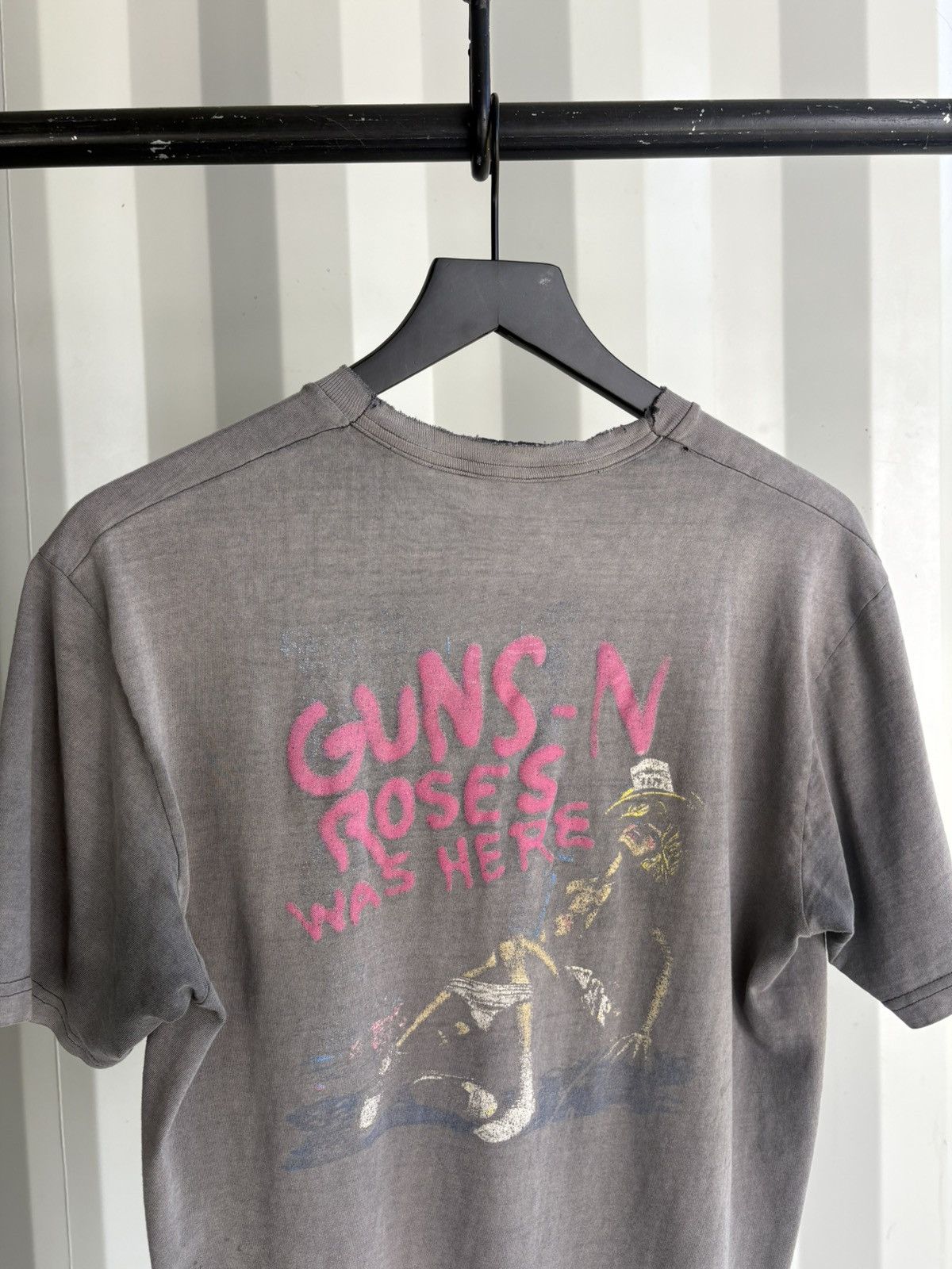 Band Tees Vintage Guns N Roses Shirt Faded Distressed GRUNGE Band Size US M / EU 48-50 / 2 - 6 Thumbnail