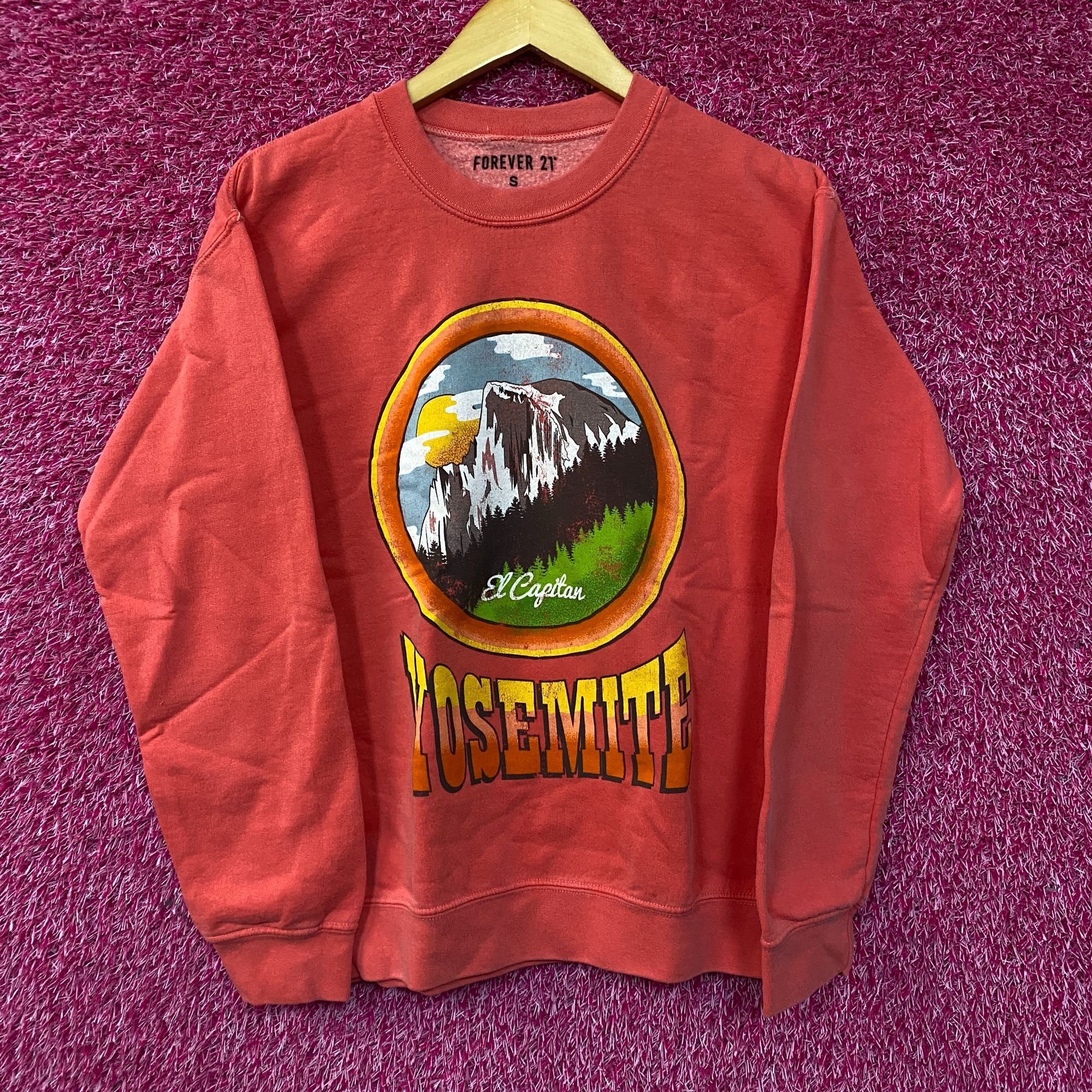 Other Yosemite National Park Crewneck Sweater size small Size US S / EU 44-46 / 1 - 1 Thumbnail
