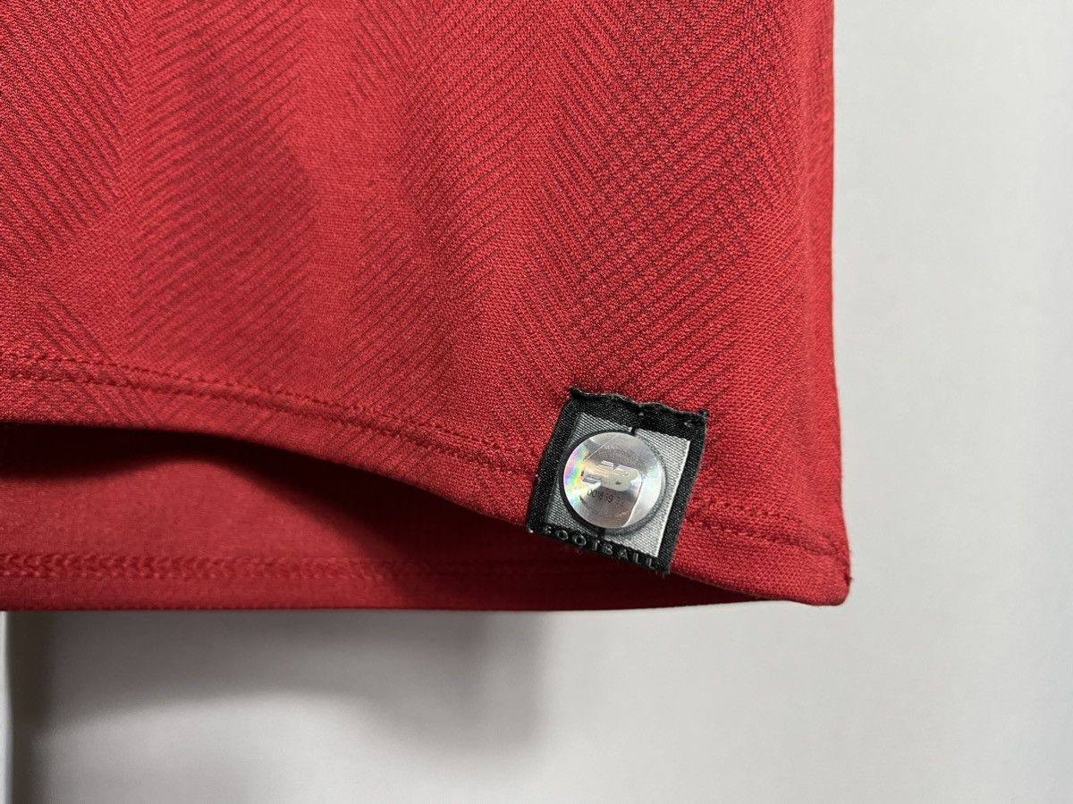 New Balance LIVERPOOL 2018/2019 HOME FOOTBALL SHIRT SOCCER JERSEY Size US M / EU 48-50 / 2 - 7 Thumbnail