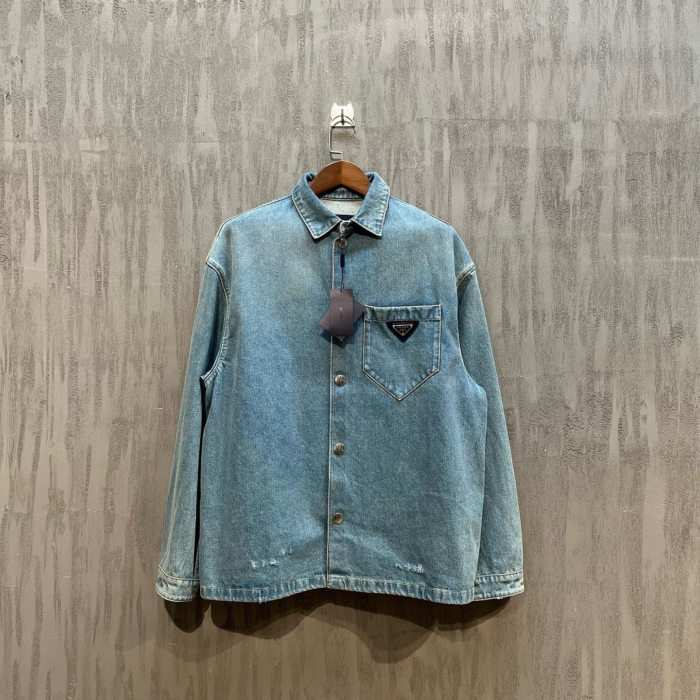 Prada Prada Logo Patch Denim Jacket Size XL Size US XL / EU 56 / 4 - 1 Thumbnail