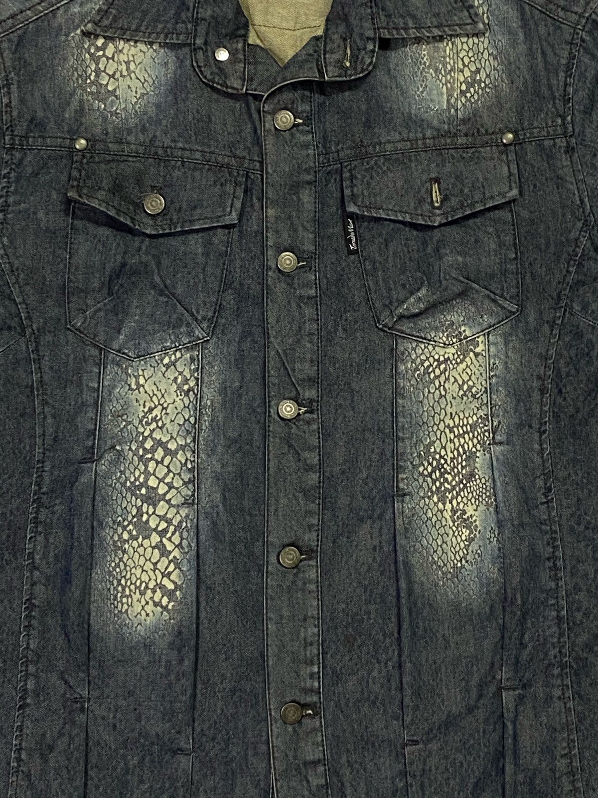Tornado Mart Tornado Mart Snakeskin Printed Jeans Button Ups Shirt Size M / US 6-8 / IT 42-44 - 11 Thumbnail