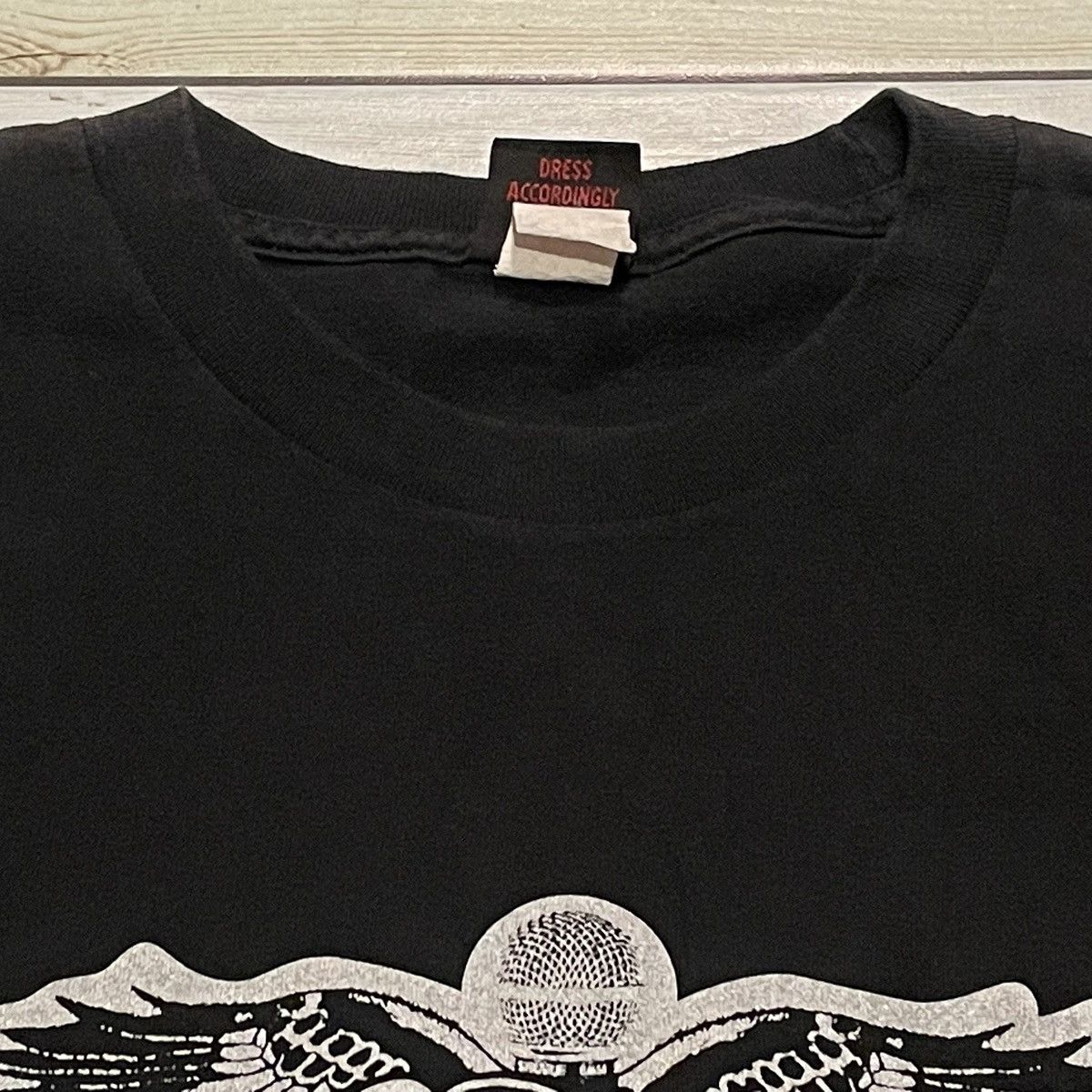 Band Tees Rare Vintage 00’s The Darkness Band Tour T Shirt Size US XL / EU 56 / 4 - 3 Thumbnail