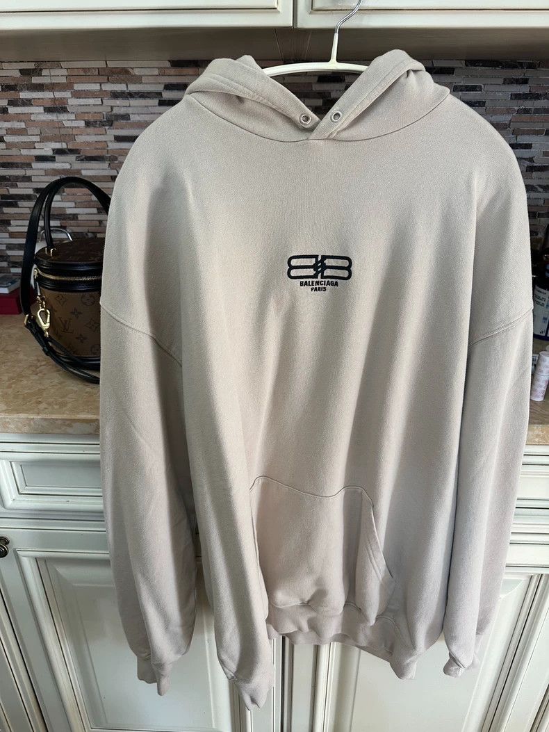 Balenciaga Balenciaga Double-sleeve embroidered sweatshirt 2502-Nextar Size US M / EU 48-50 / 2 - 1 Thumbnail