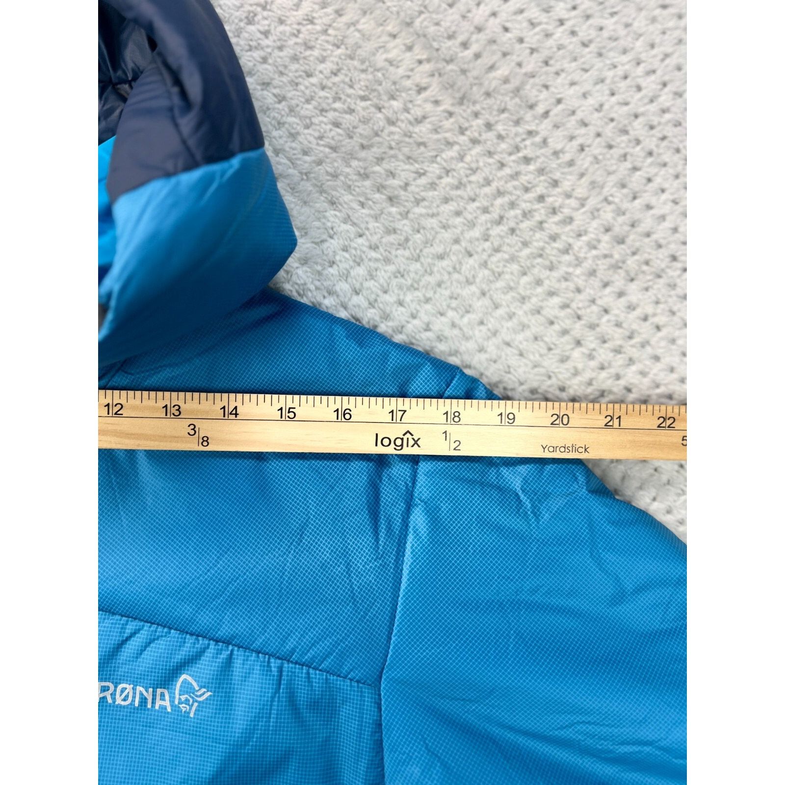Norrona Norrona Mens Jacket Falketind Thermo60 Hooded Ski Snow Small Size US S / EU 44-46 / 1 - 23 Thumbnail