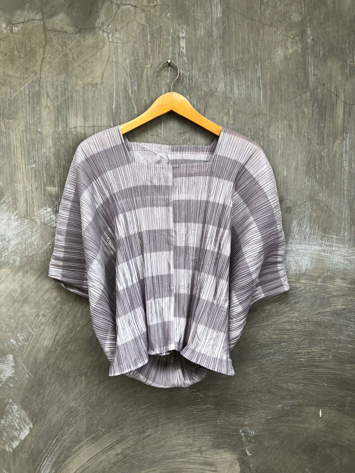 Issey Miyake Issey Miyake Draped Cocoon Women Tops Size M / US 6-8 / IT 42-44 - 2 Thumbnail