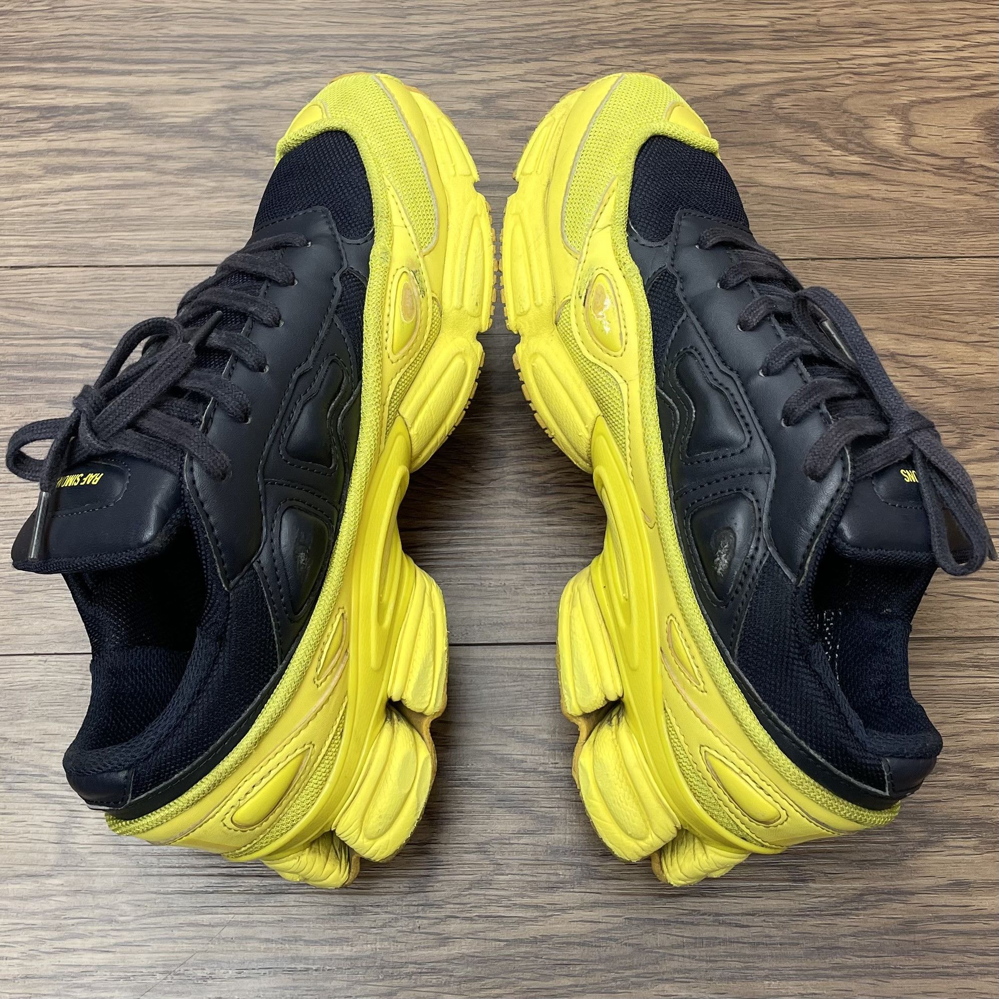 Adidas × Raf Simons Adidas x Raf Simons Ozweego 'Bright Yellow' Size US 6.5 / EU 39-40 - 3 Thumbnail