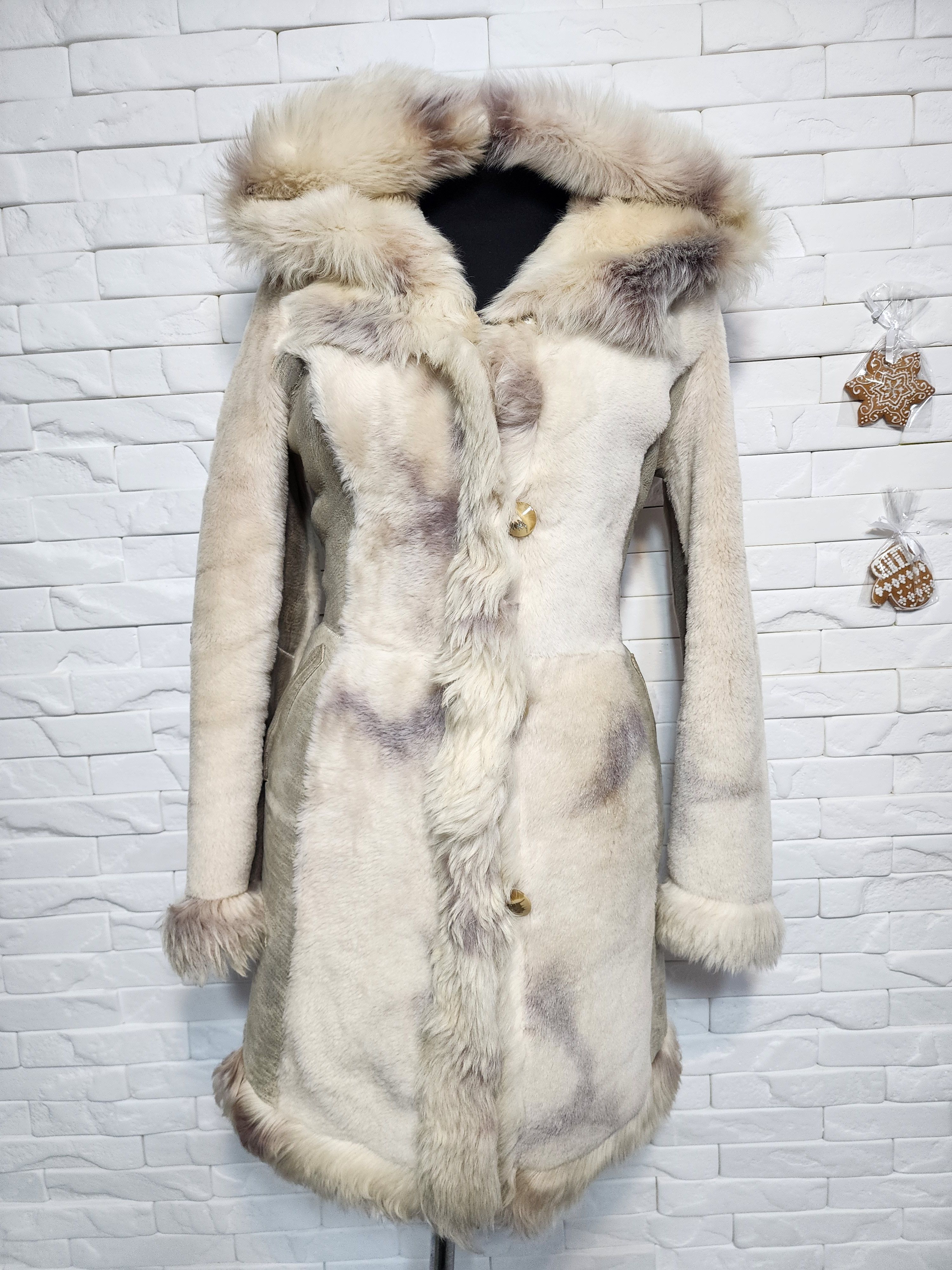 Uniqlo Beige and Golden Fur Coat: Hooded Genuine Fur Winter Jacket Size S / US 4 / IT 40 - 1 Thumbnail