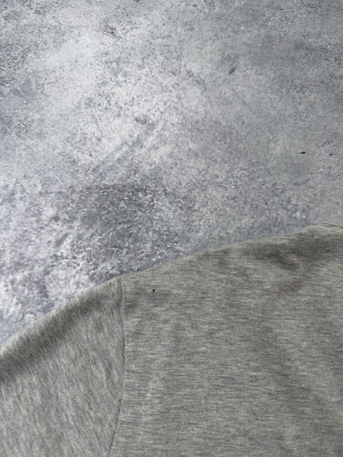 Moncler Moncler grey arm logo tee Size US XXL / EU 58 / 5 - 7 Thumbnail