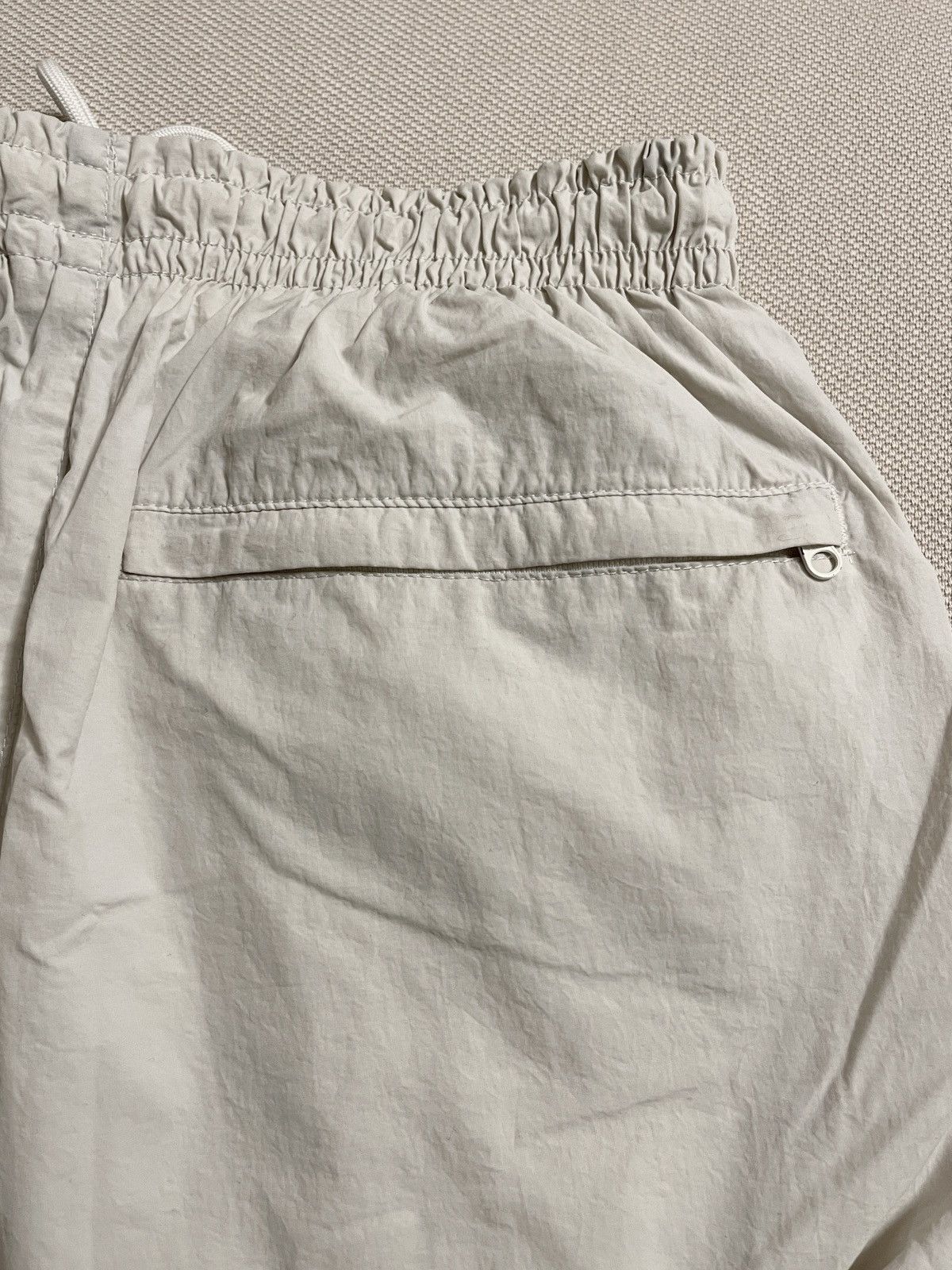 Palace Palace Skateboards "Run-It Shell Pant“ Trackpants - White Size US 30 / EU 46 - 11 Thumbnail