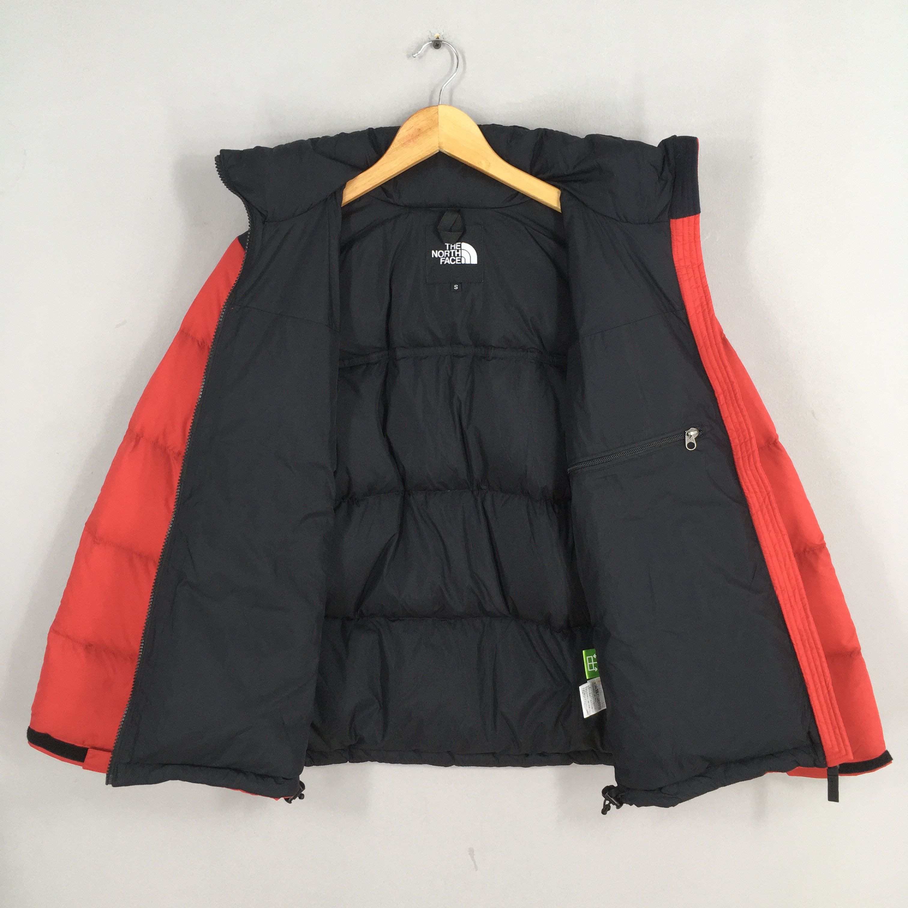 The North Face Vintage The North Face 700 Puffer Jacket Red Small Size US S / EU 44-46 / 1 - 5 Thumbnail
