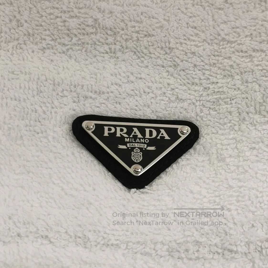Prada Prada Cotton Logo Shorts for Women . Size 35" - 3 Thumbnail