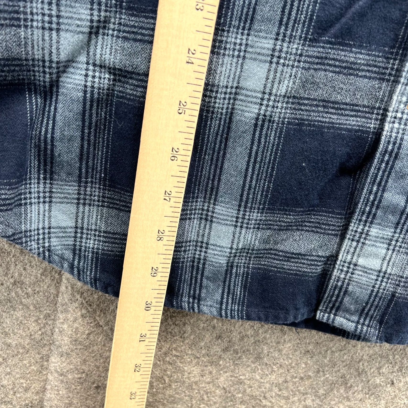 Carhartt VINTAGE Carhartt Shirt Mens Medium Blue Plaid Flannel Button Down Long Sleeve Shacket Size US M / EU 48-50 / 2 - 6 Thumbnail