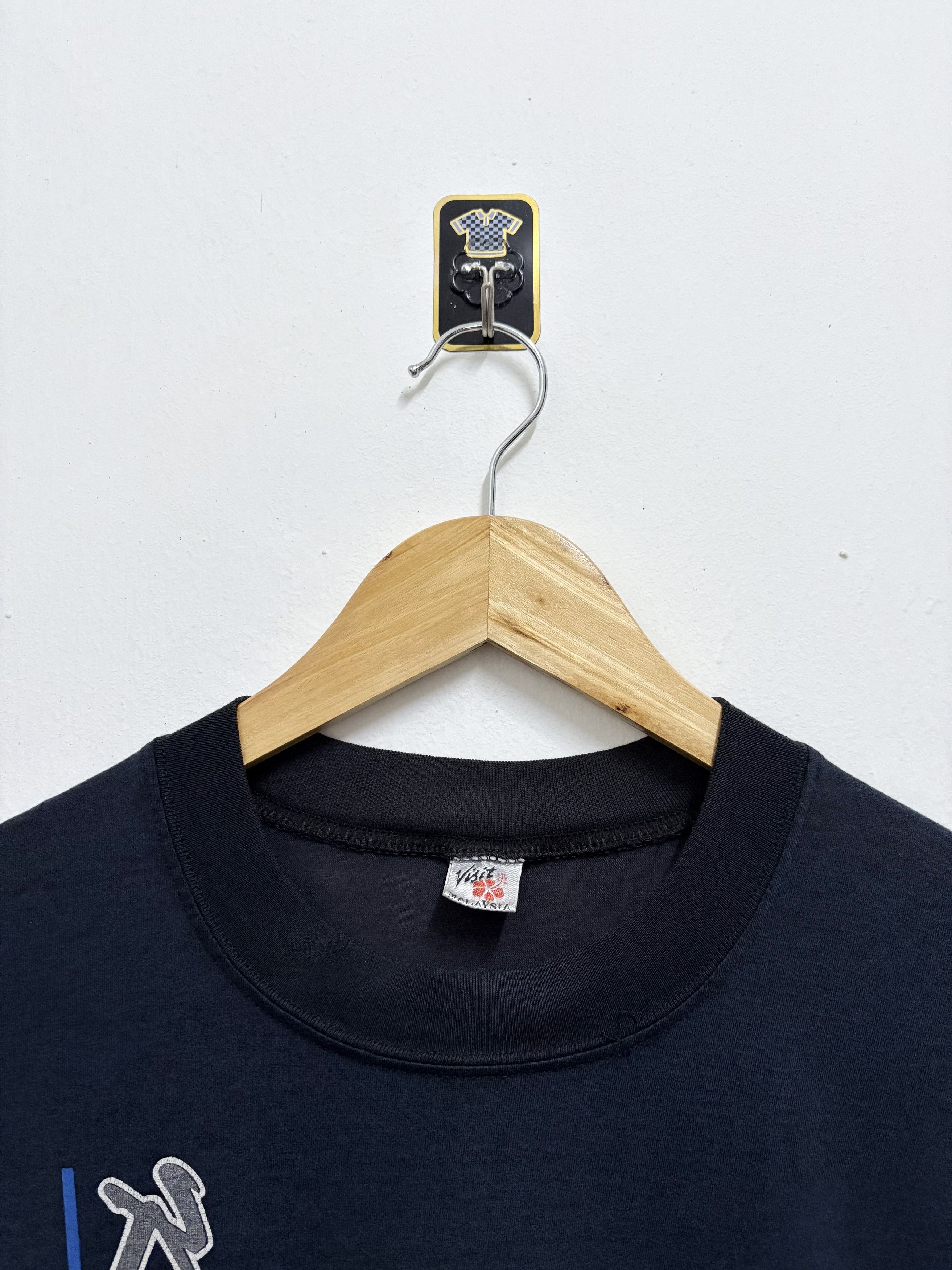 Vintage Vintage 90's Visit Malaysia - City Kuala Lumpur T-Shirt Size US M / EU 48-50 / 2 - 6 Thumbnail