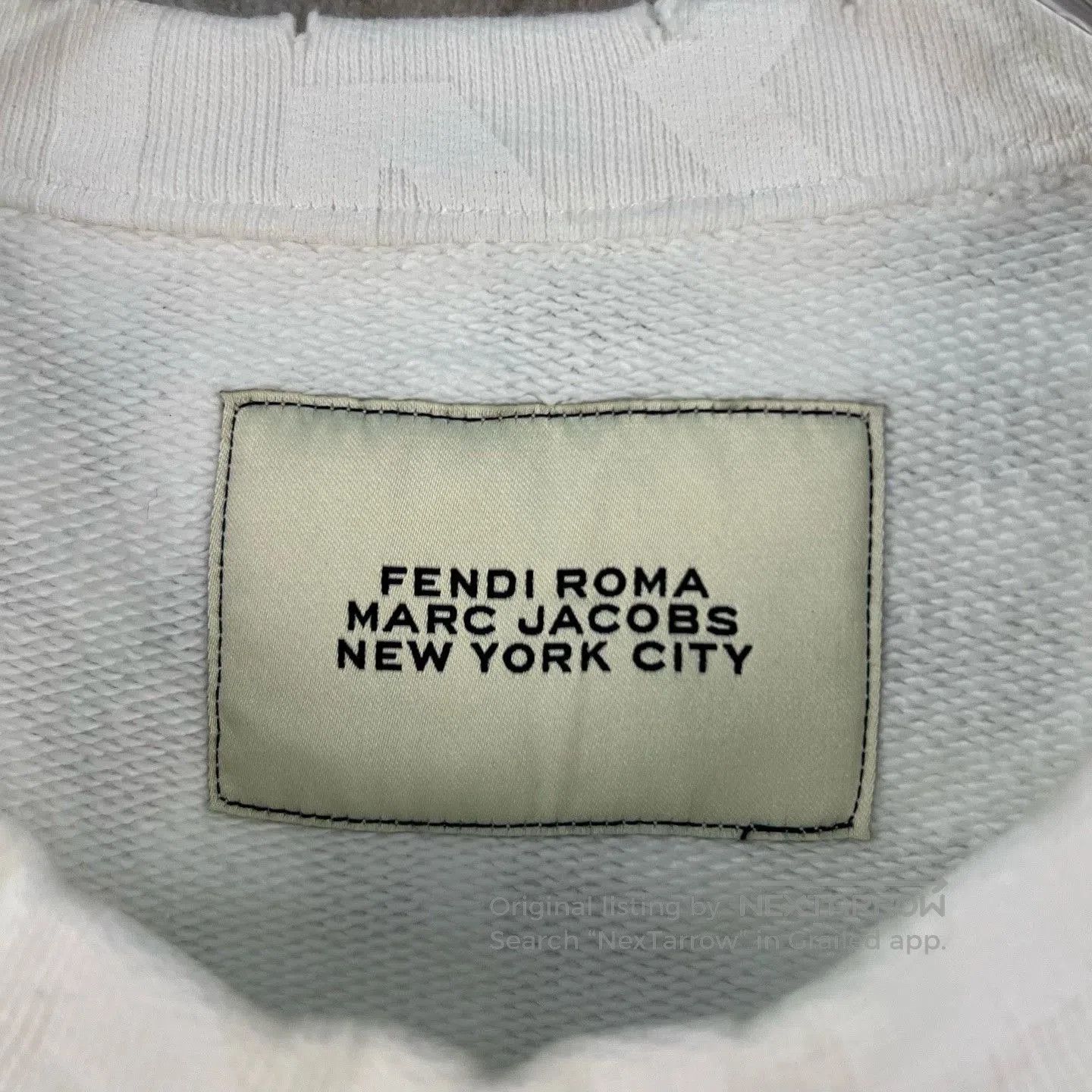 Fendi Fendi Solid Letter Print Crewneck Short Sleeve. Size XS / US 0-2 / IT 36-38 - 4 Thumbnail