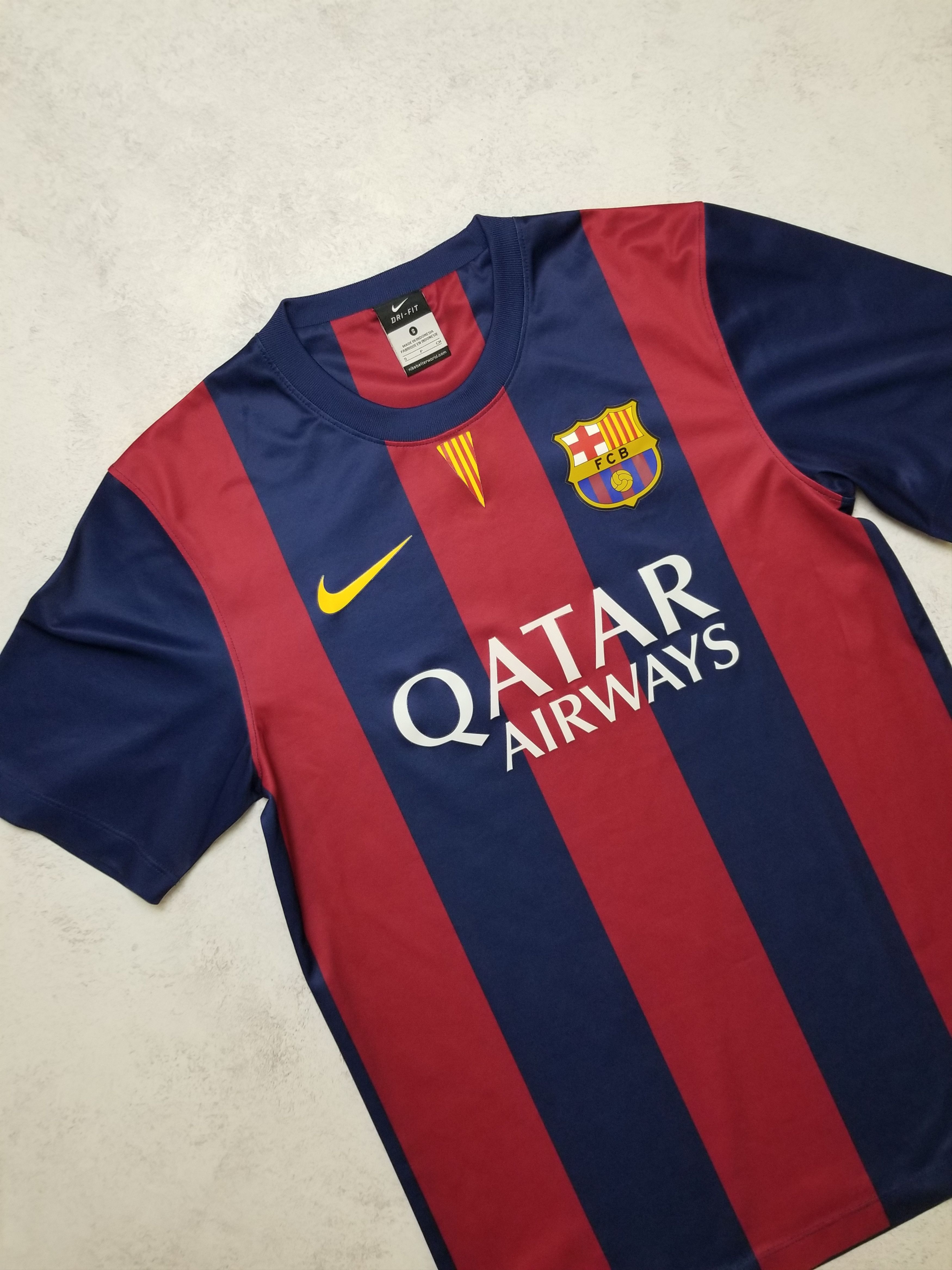 Nike BARCELONA 2014 2015 HOME FOOTBALL JERSEY 610596-422 Size US S / EU 44-46 / 1 - 4 Thumbnail