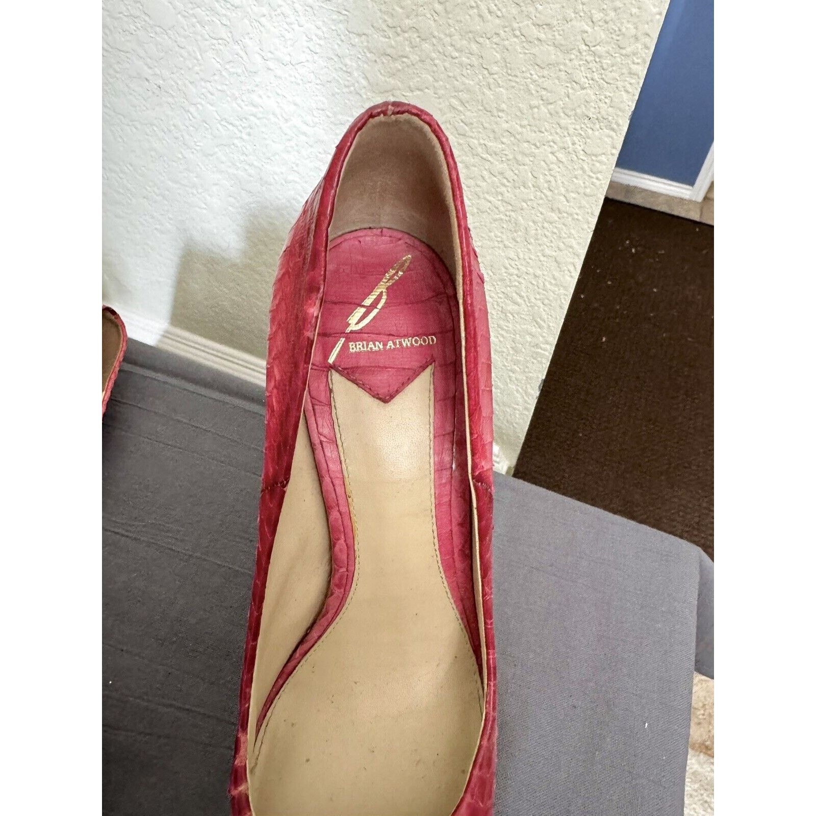 Brian Atwood Brian Atwood Pink Snakeskin Platform Pumps Heels - Size US6 Size US 6 / IT 36 - 10 Thumbnail