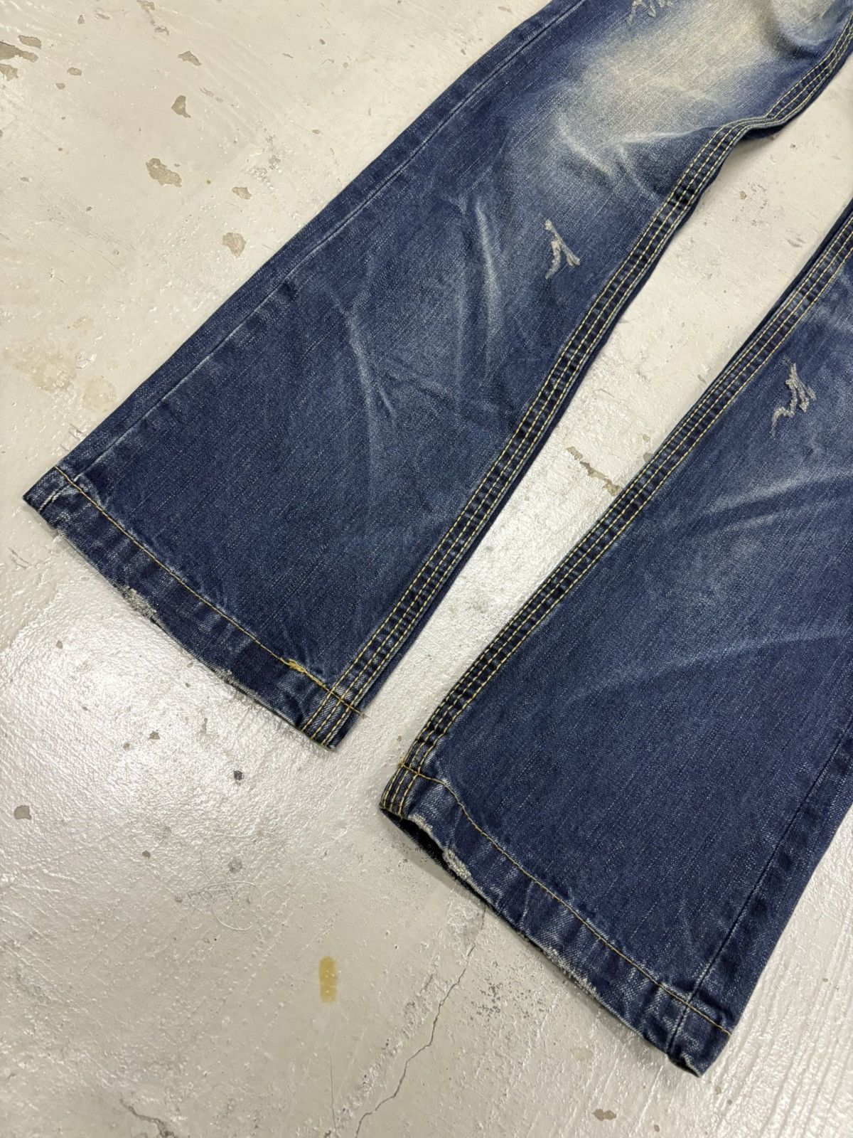 Tornado Mart Vintage Flared Lolita Jeans If Six Was Nine Distressed Size US 31 - 4 Thumbnail