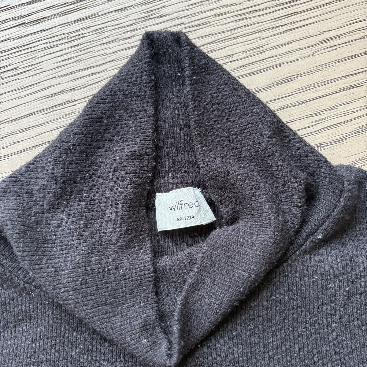 Aritzia Aritzia Cotton Ribbed Turtleneck Size L / US 10 / IT 46 - 2 Thumbnail