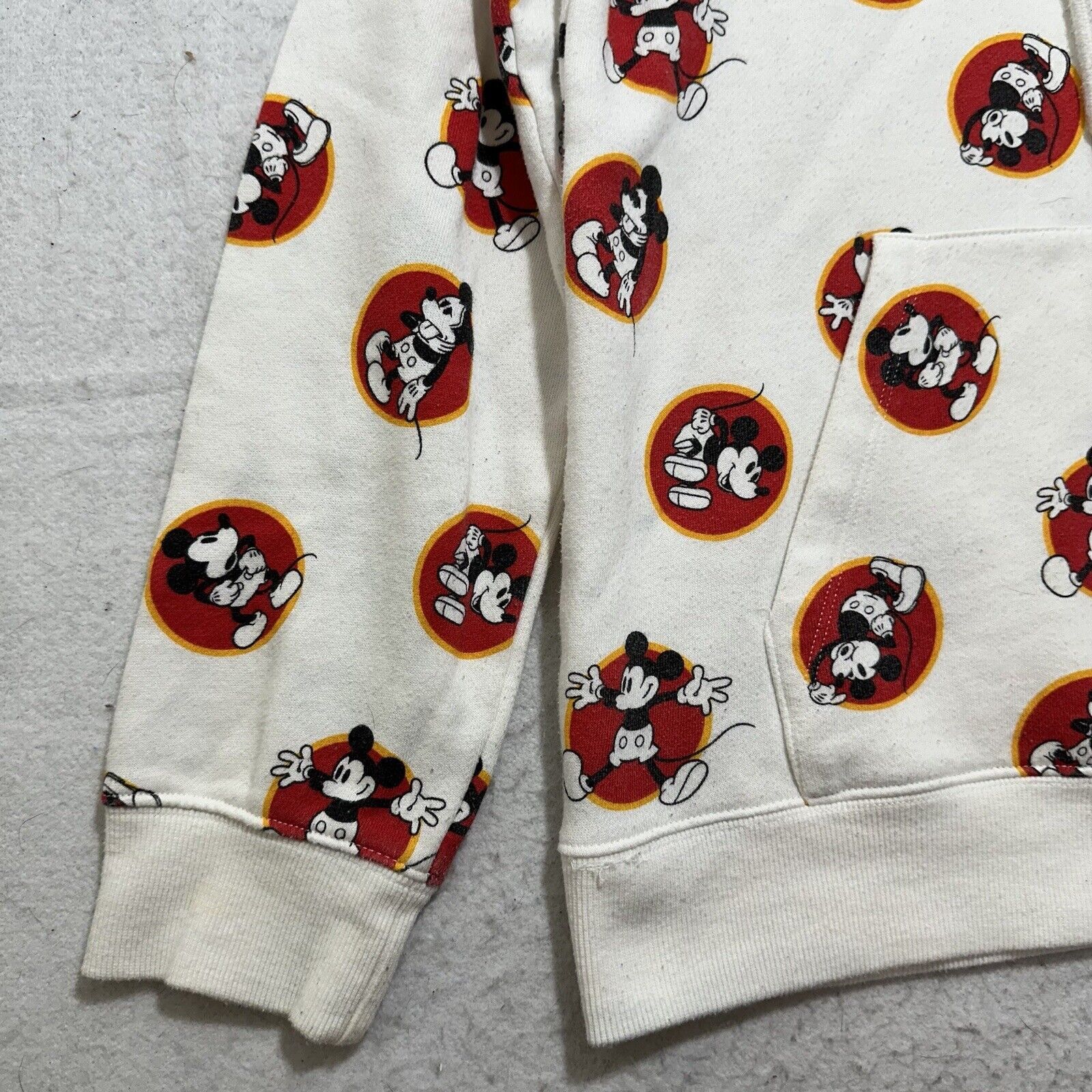Forever 21 Disney Forever 21 Medium Mickey Mouse Hoodie Fleece Lined Size US M / EU 48-50 / 2 - 7 Thumbnail