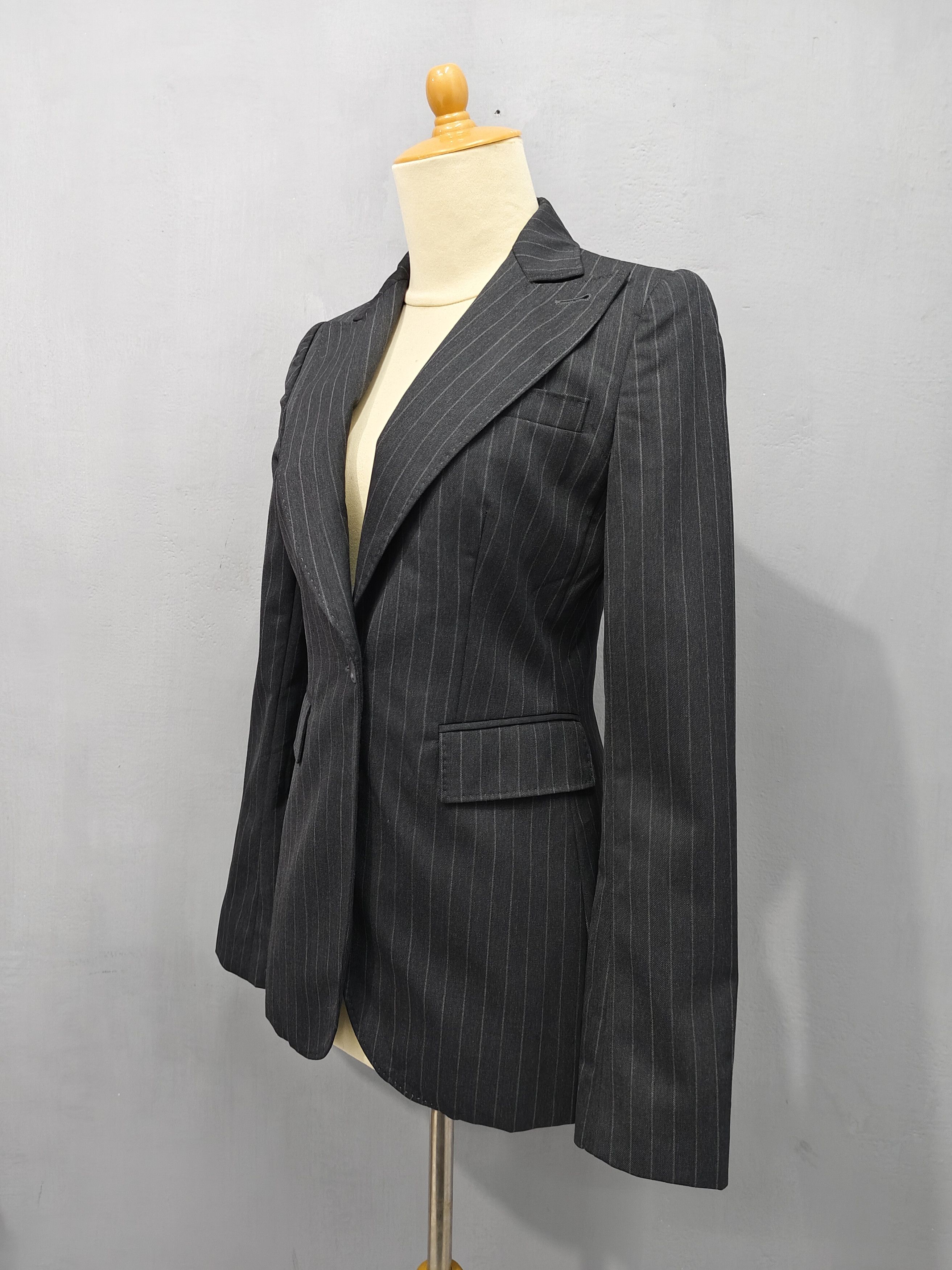 Dolce & Gabbana 00s Dolce Gabbana- Sharp Tailoring Pinstripe Slim Blazer Set Size M / US 6-8 / IT 42-44 - 5 Thumbnail
