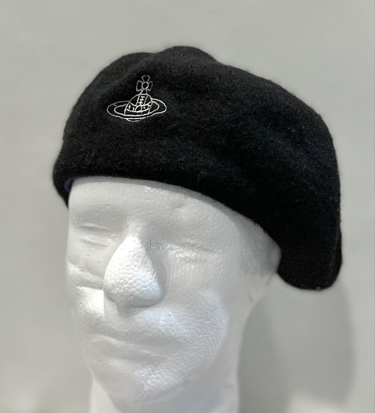 Vivienne Westwood Woolen Embroidered Beret Cap Size ONE SIZE - 2 Thumbnail