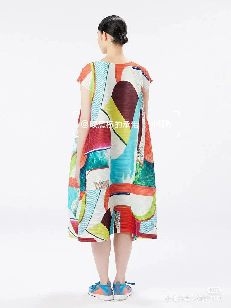 Issey Miyake Issey Miyake size:3 Red windmill horizontal stripe dress s Size M / US 6-8 / IT 42-44 - 1 Thumbnail