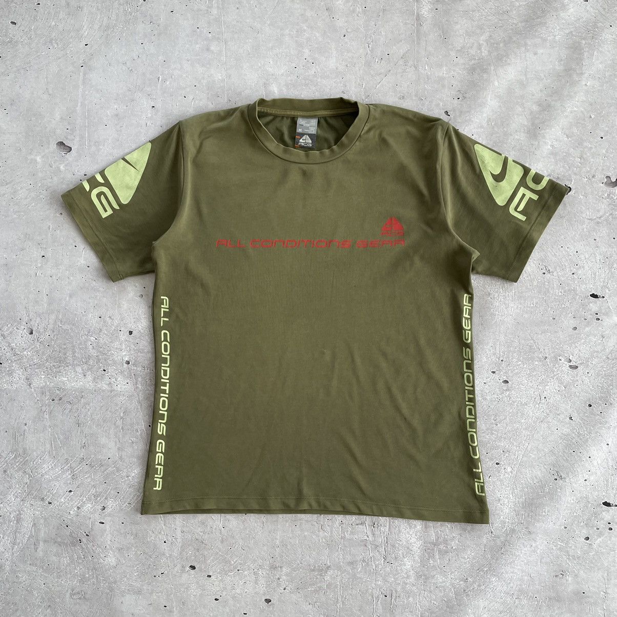 Nike ACG × Vintage Vintage Nike ACG T-shirt multi logo y2k Size US M / EU 48-50 / 2 - 1 Thumbnail
