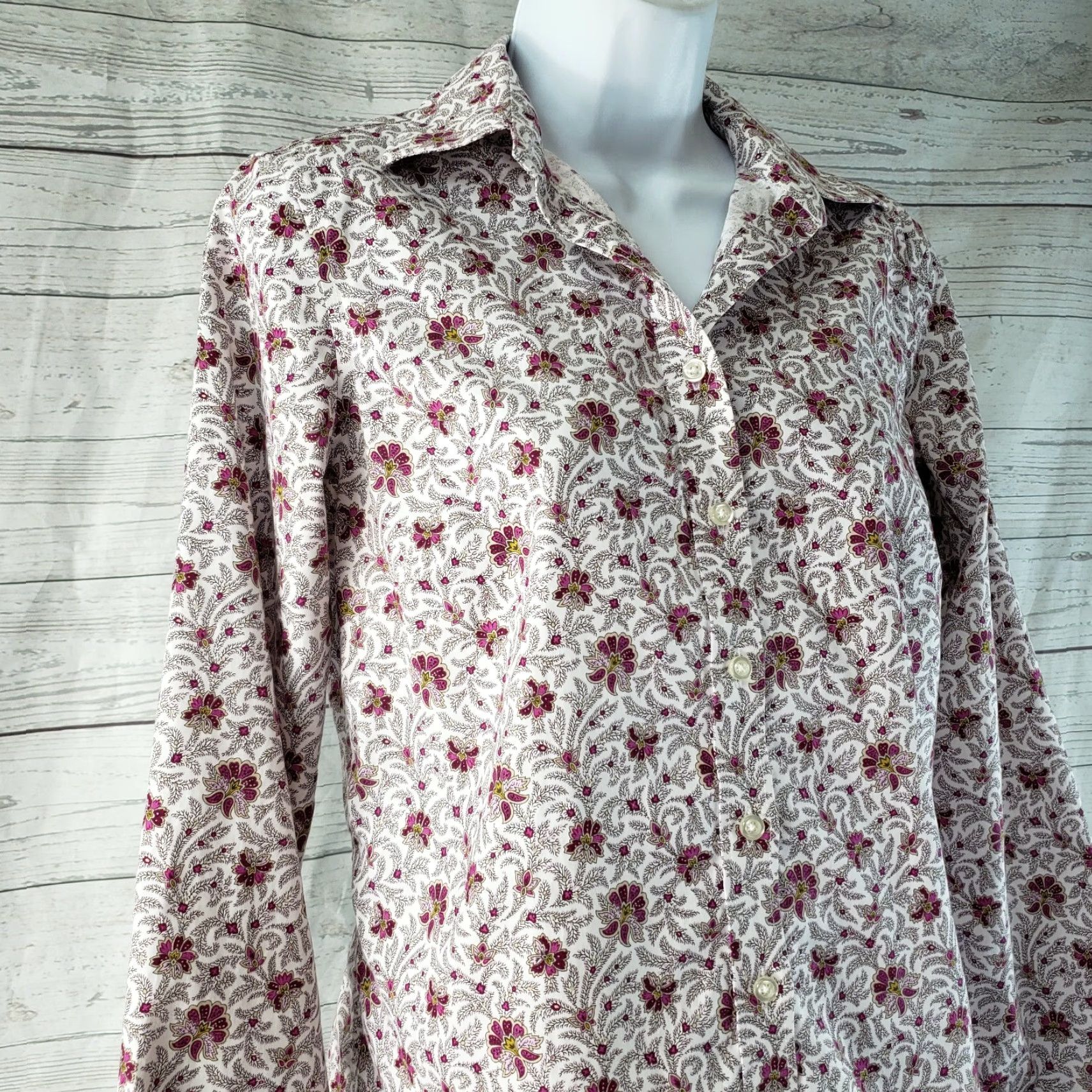 Lands' End Lands End Womens No Iron Button Front Shirt Sz 2 Purple Floral Cotton Shirt Size XS / US 0-2 / IT 36-38 - 2 Thumbnail
