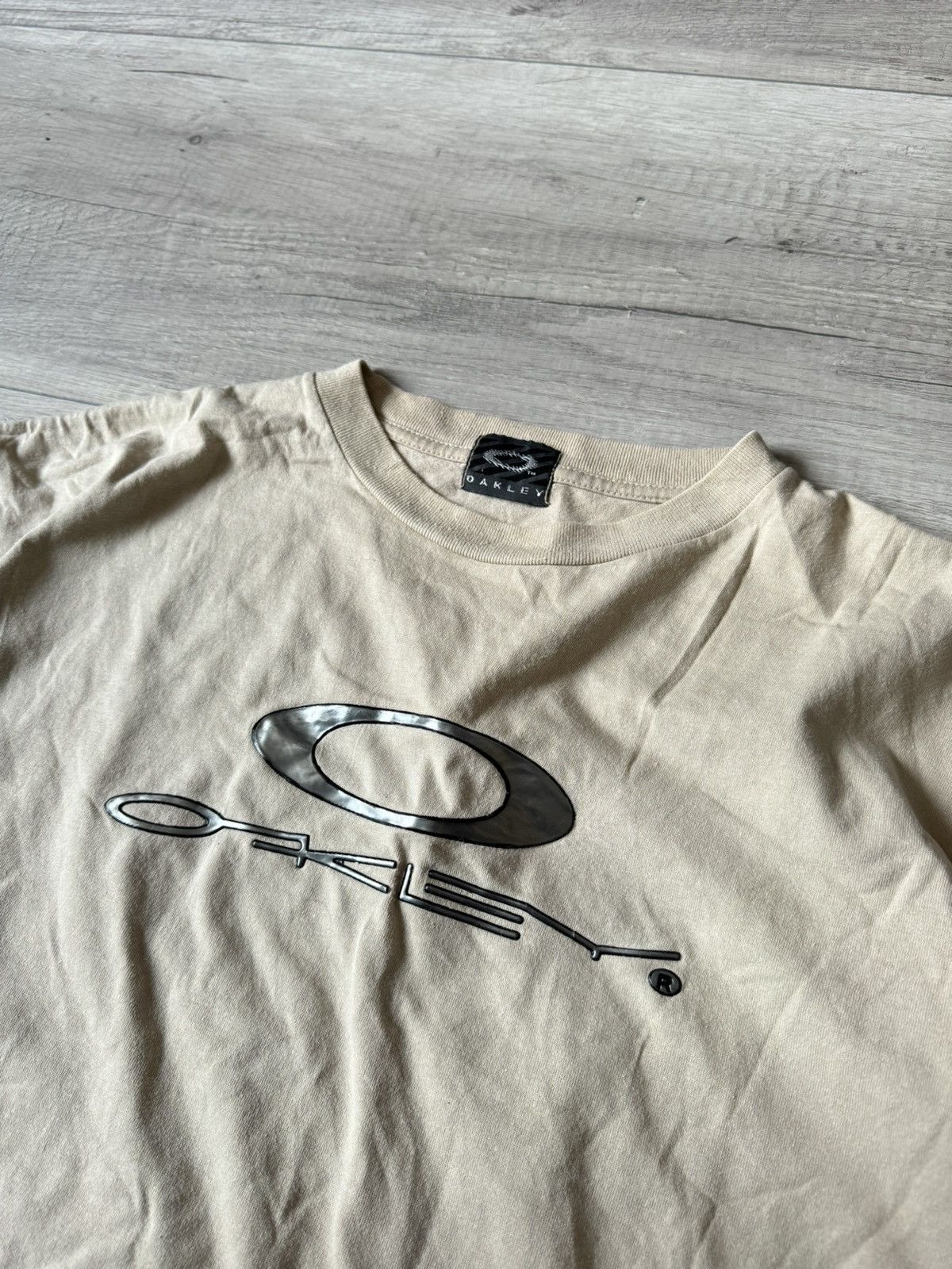 Oakley Oakley Vintage 3D Embossed Logo T-shirt Size US M / EU 48-50 / 2 - 3 Thumbnail