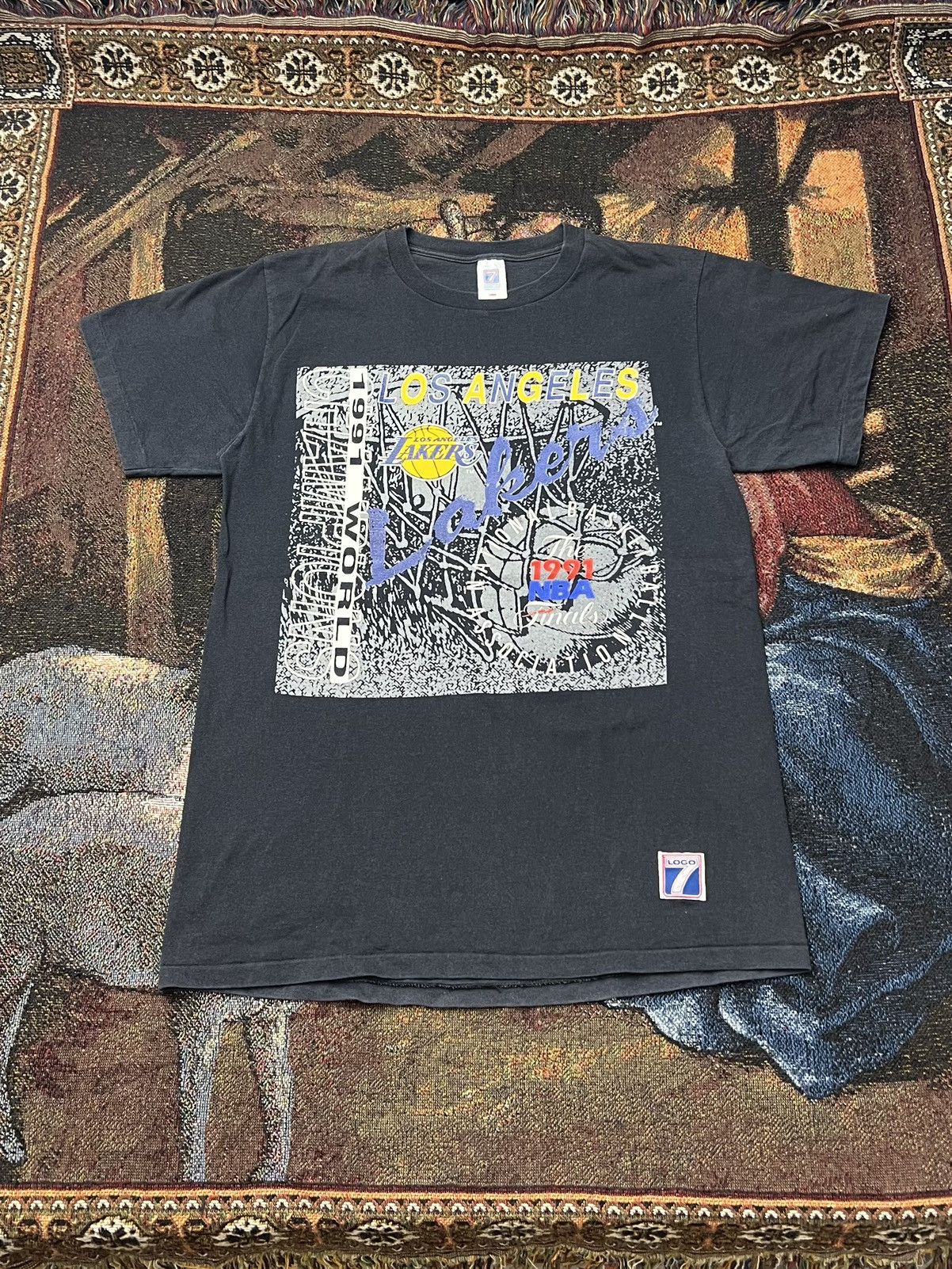 Logo 7 Vintage NBA '91 Lakers Champion Tee Size US L / EU 52-54 / 3 - 2 Thumbnail