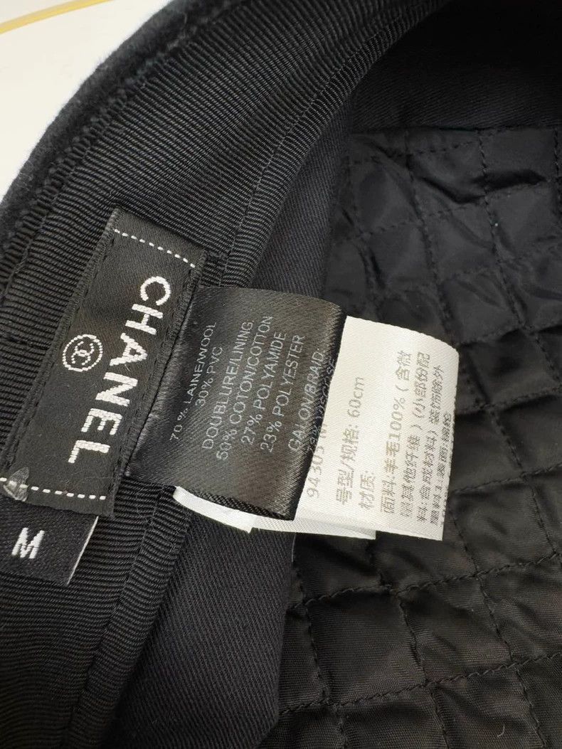 Chanel Black Newsboy Cap in Excellent Condition -2505