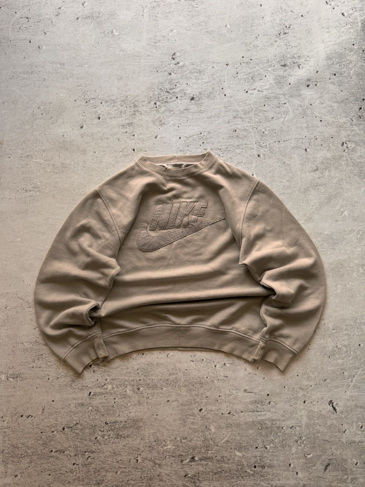 Nike × Vintage NIKE VINTAGE CENTER LOGO OVERSIZE BOXY SWEATSHIRT Size US S / EU 44-46 / 1 - 1 Thumbnail