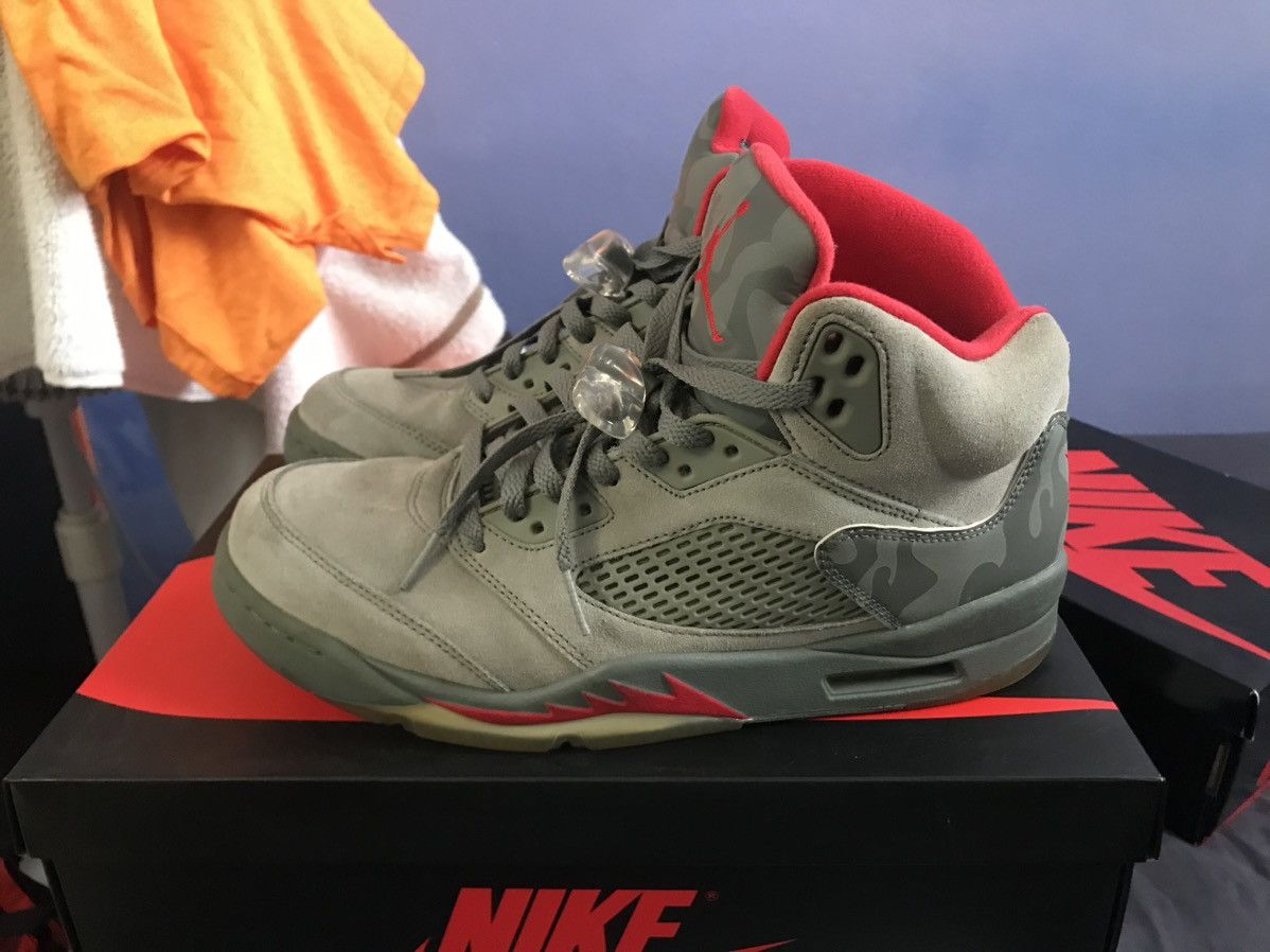 Jordan Brand × Nike Jordan 5 Retro P51 Camo Size US 9.5 / EU 42-43 - 4 Thumbnail
