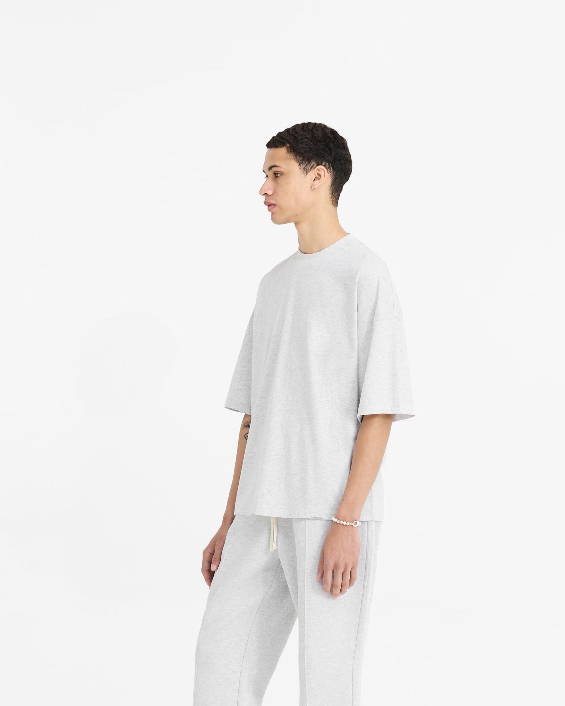Represent Clo. Initial Boxy T-Shirt Size US XS / EU 42 / 0 - 3 Thumbnail