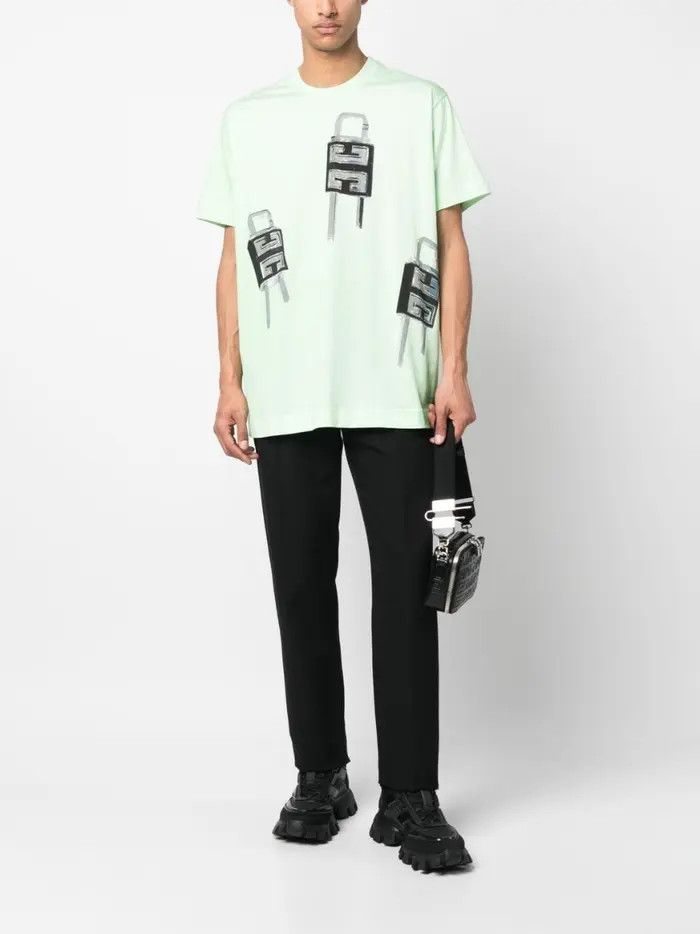 Givenchy o1mle0226 Oversized Fit T-Shirt in Bright Green Size US M / EU 48-50 / 2 - 2 Thumbnail