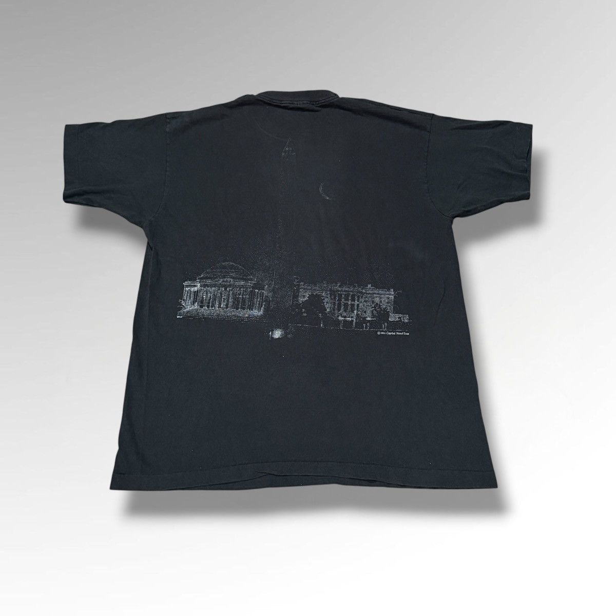 Fruit Of The Loom Vintage Washington DC 1984 Capital Novel Tee Size US XL / EU 56 / 4 - 2 Thumbnail