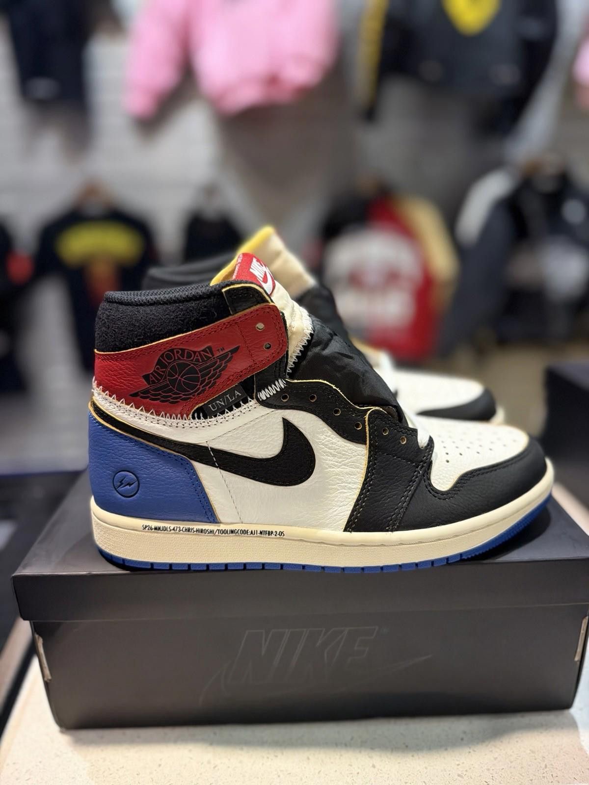 Jordan Brand Air Jordan 1 x Union x Fragment Black and Varsity Red (7.5) Size US 7.5 / EU 40-41 - 1 Thumbnail