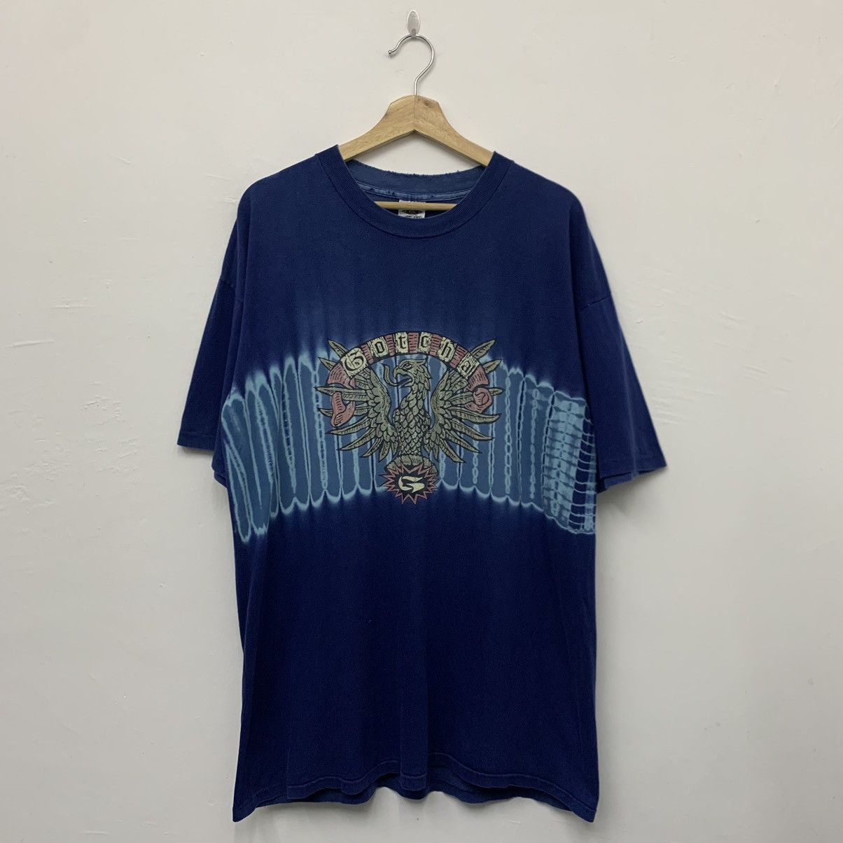 Distressed Vintage 90s Gotcha Surfing t-shirt