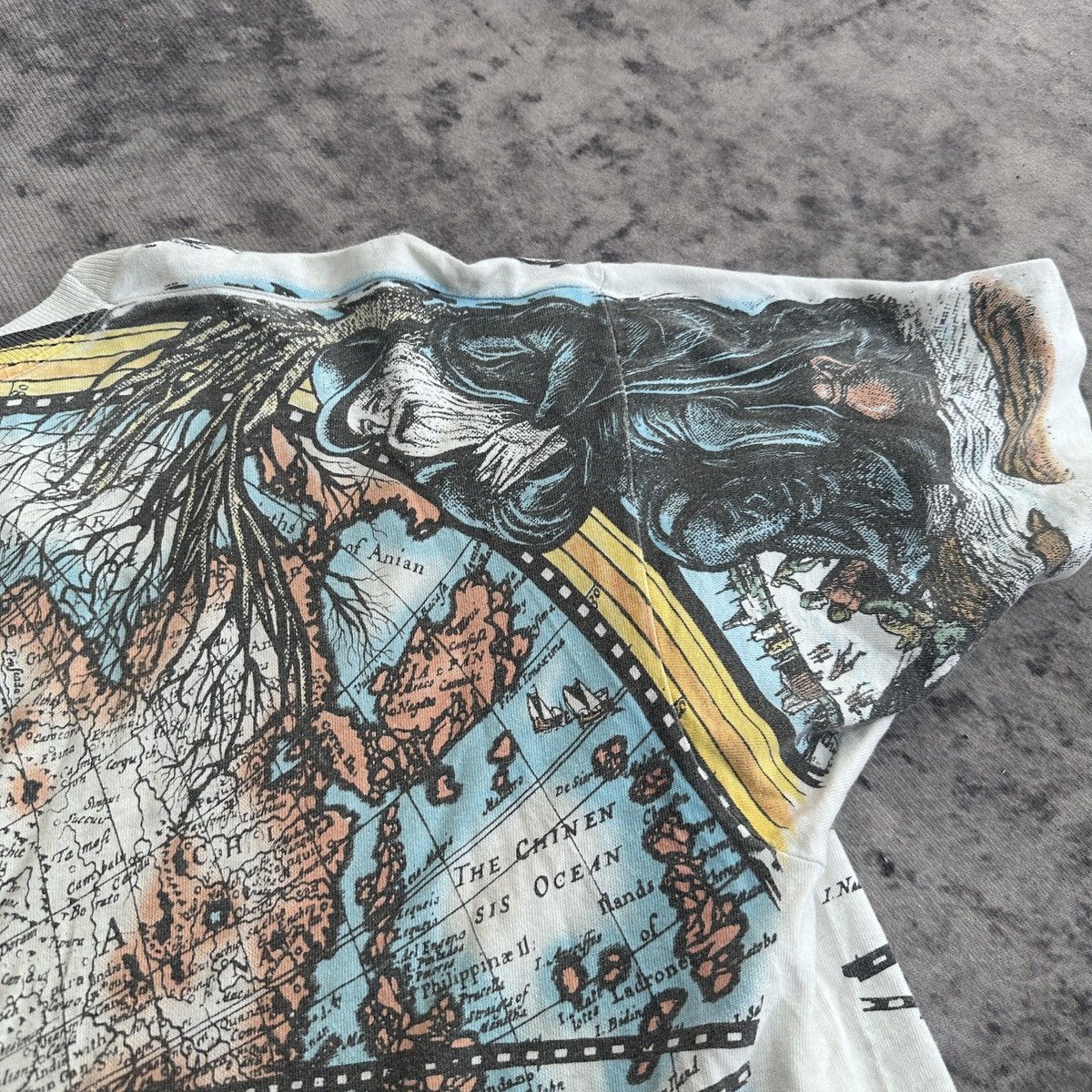 Fruit Of The Loom Vintage atlas fotl 90s Size US XXL / EU 58 / 5 - 8 Thumbnail
