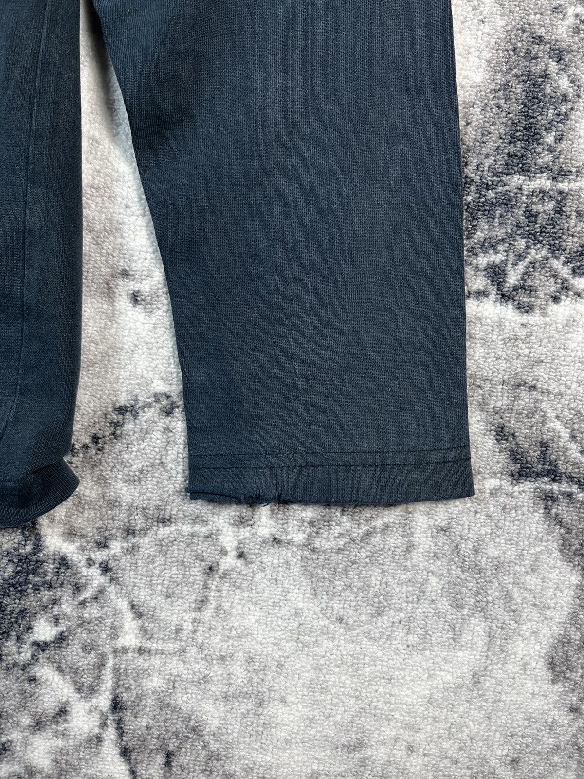 Vintage Vintage Long Sleeve Distressed faded Raf Style Fits like M-L Size US L / EU 52-54 / 3 - 7 Thumbnail