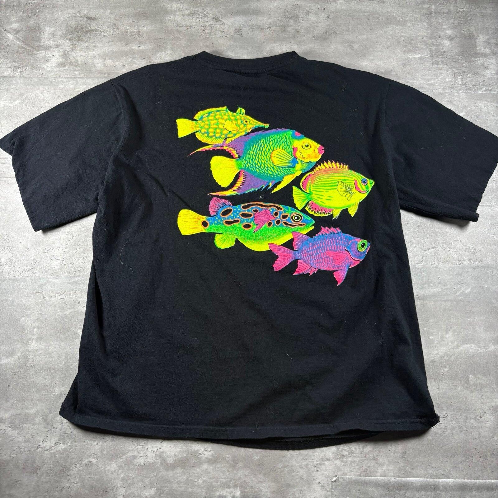 Other Vintage ocean fish wildlife T-shirt Size US XL / EU 56 / 4 - 2 Thumbnail