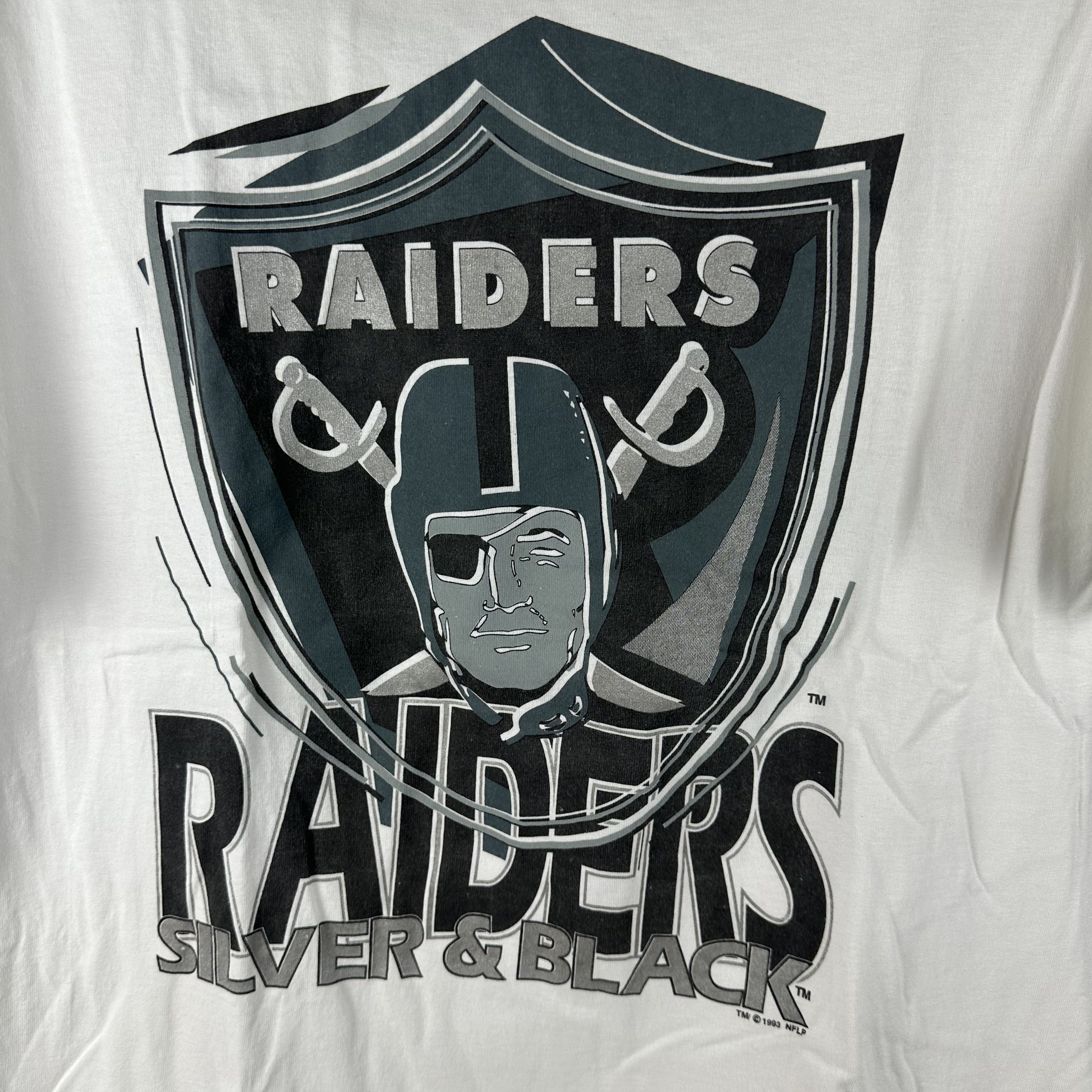 Vintage Vintage 1993 Los Angeles Raiders NFL Silver Black Salem Tee Size US XL / EU 56 / 4 - 2 Thumbnail
