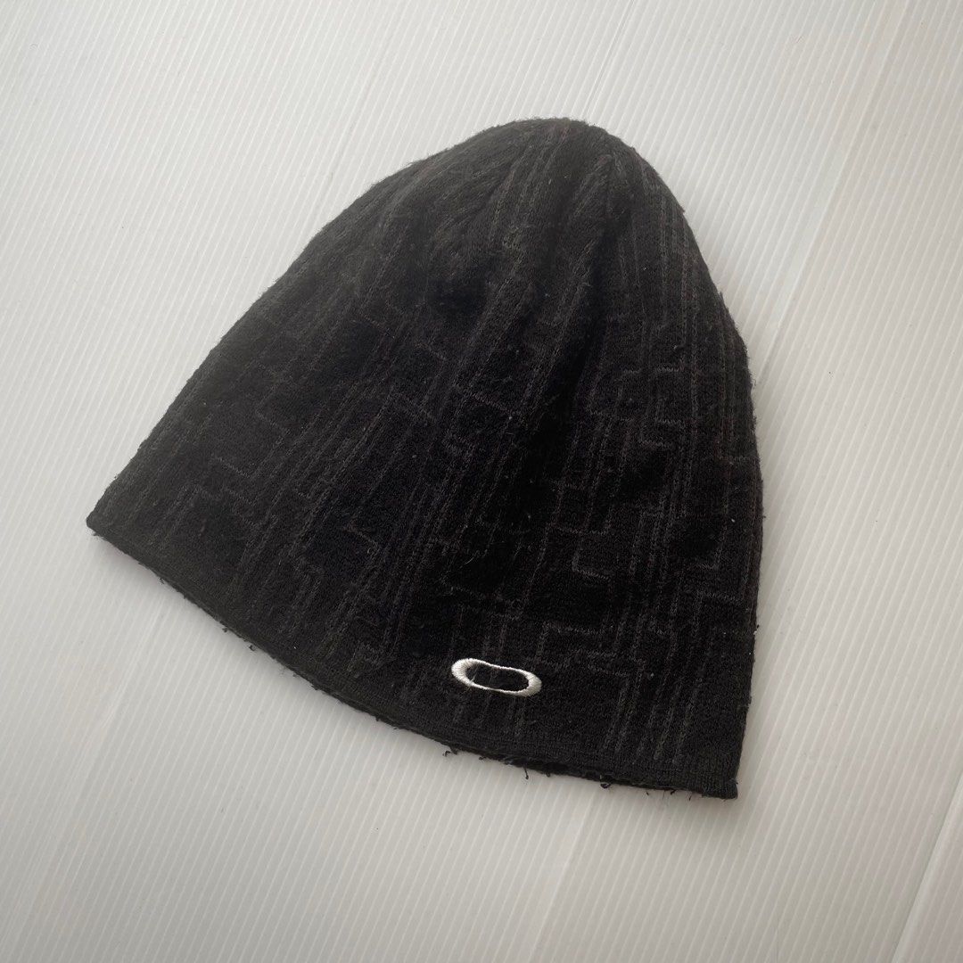 Oakley × Palace Palace x Oakley Beanie Black Condition 10/10 | Grailed