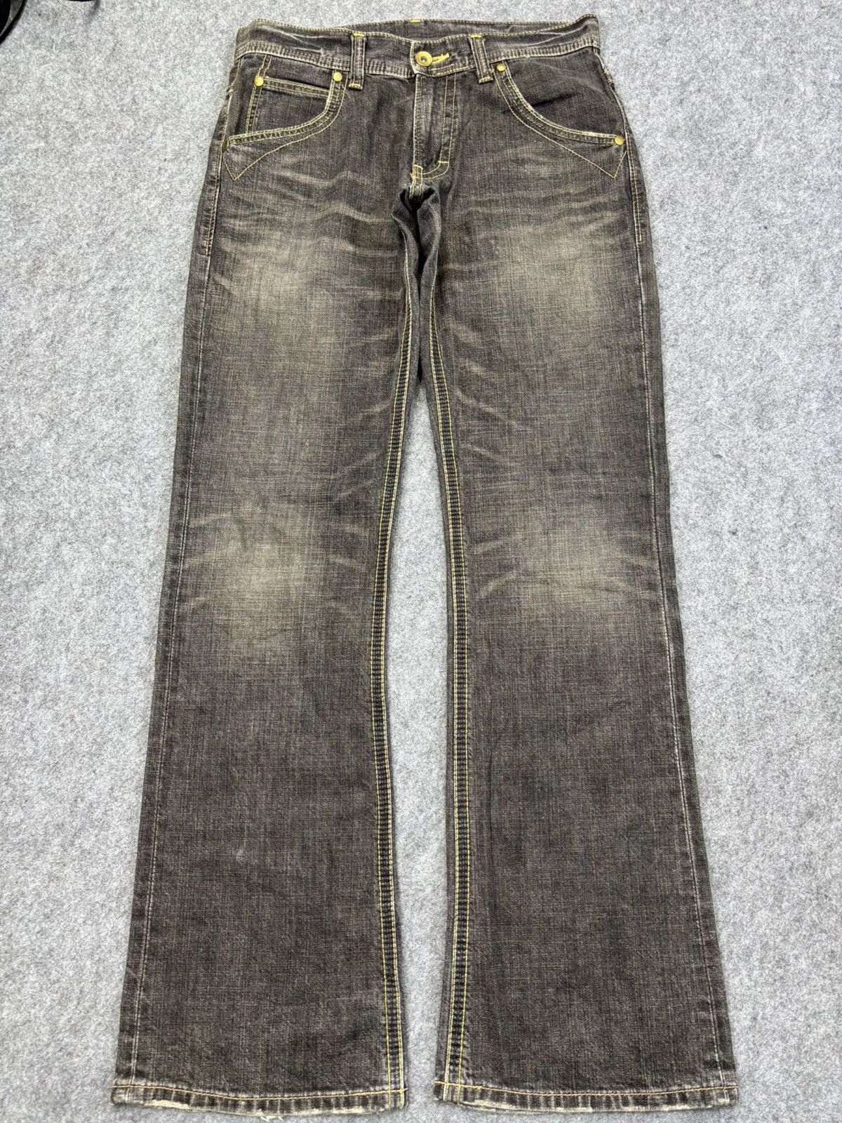 Wrangler 💥Flare💥Insane 90s Style Wrangler Mudwash Flare Denim F917 Size US 32 / EU 48 - 17 Thumbnail