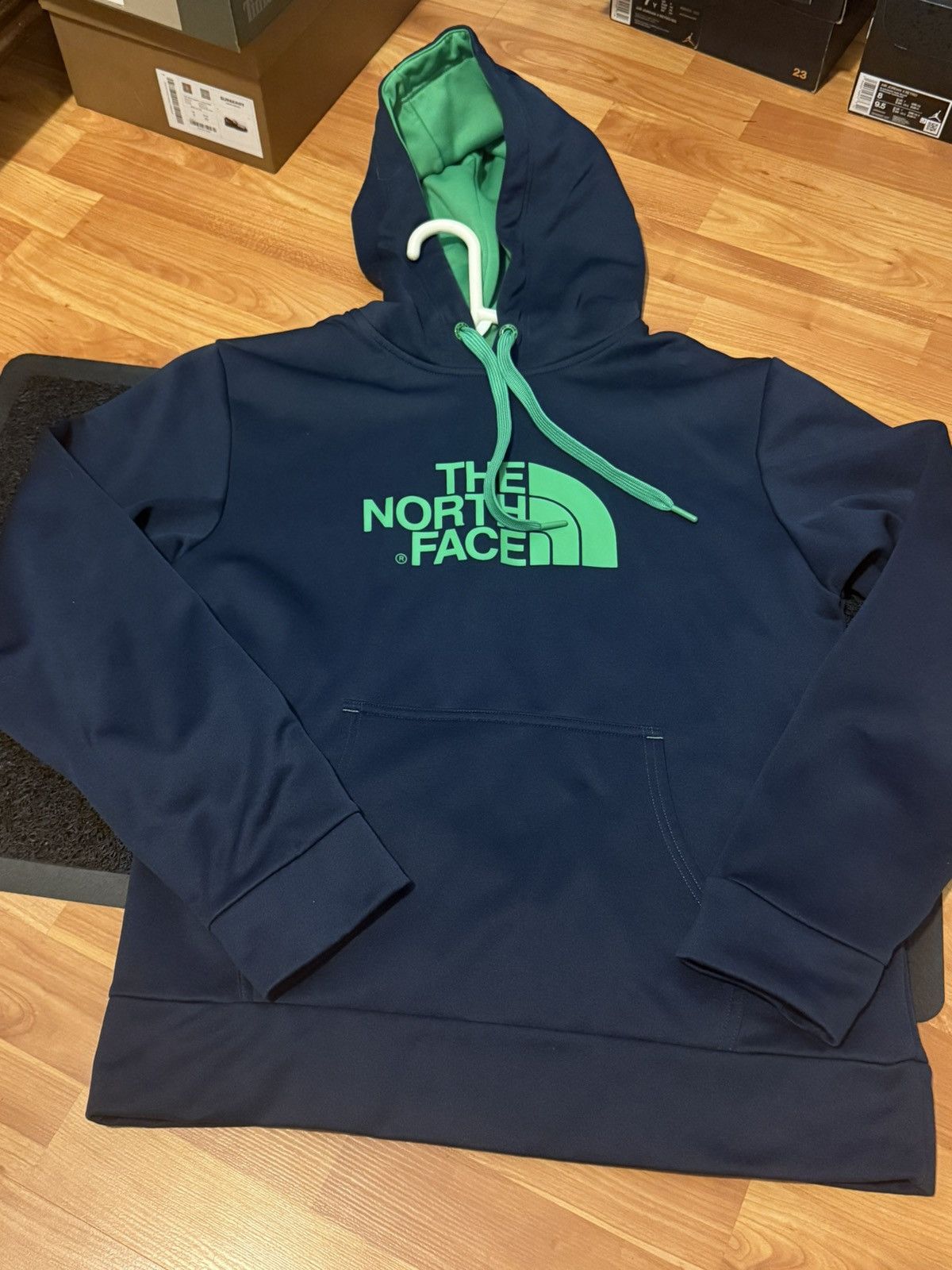 The North Face THE NORTH FACE HOODIE SIZE SMALL Size US M / EU 48-50 / 2 - 1 Thumbnail