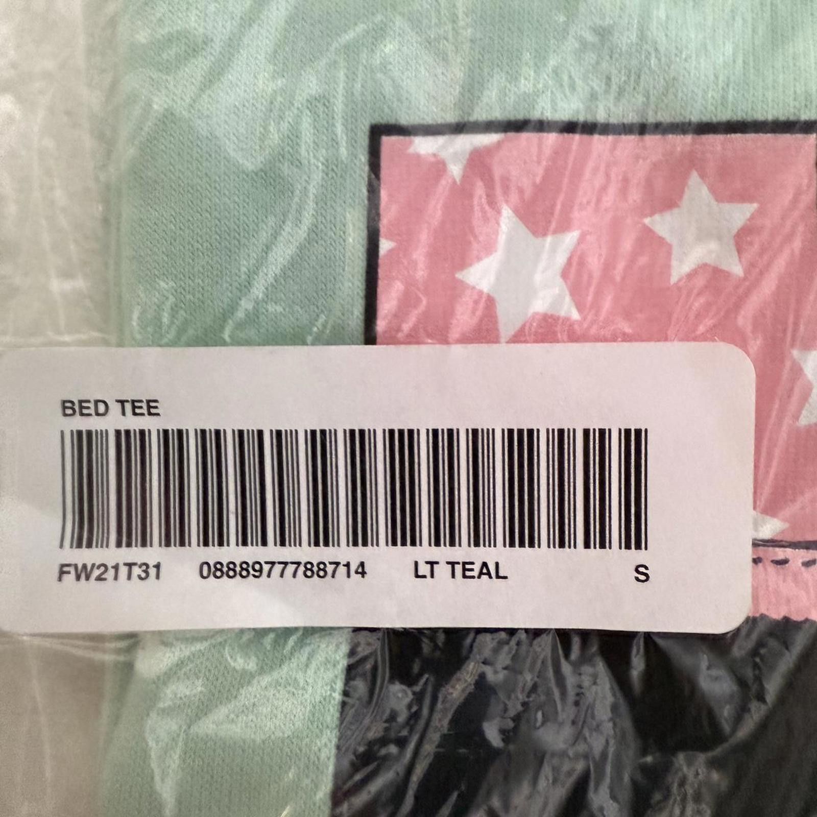 Supreme 2021 Supreme Bed Tee 'Light Teal' Size US S / EU 44-46 / 1 - 3 Thumbnail