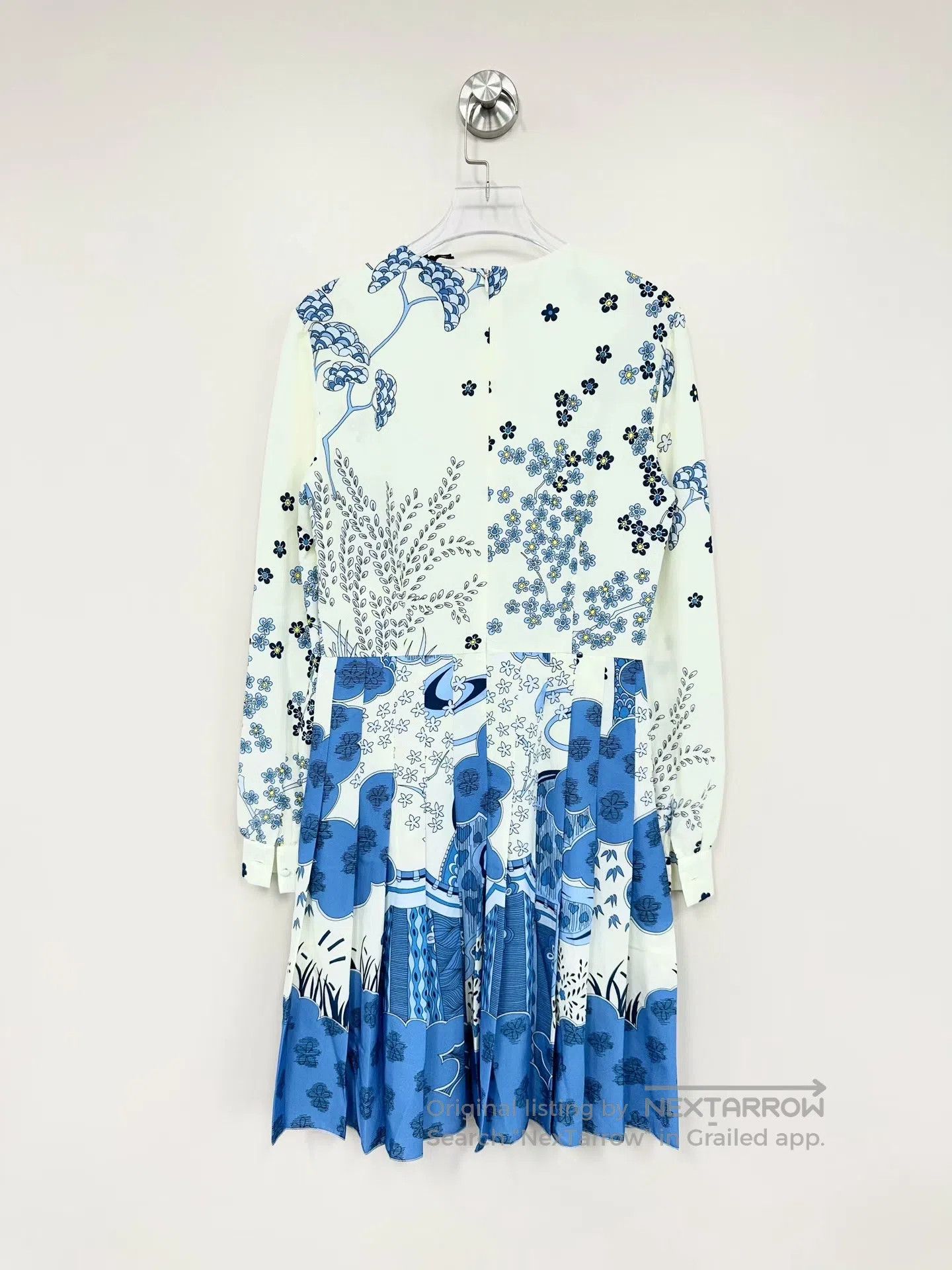 Valentino Valentino White Ink Wash Printed Pleated Dress| Size XS / US 0-2 / IT 36-38 - 2 Thumbnail