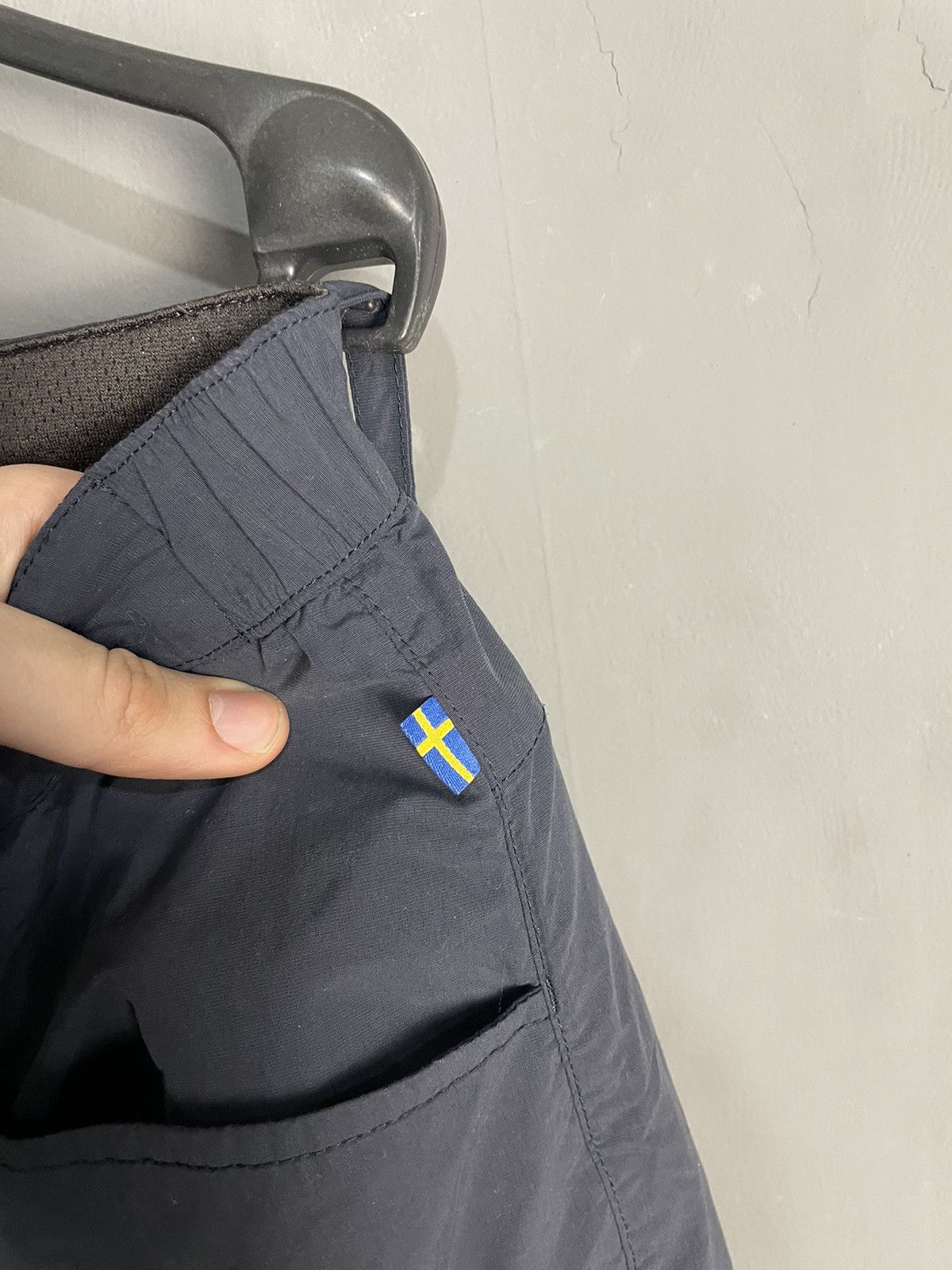 Fjallraven Vintage Fjallraven Cargo Pants Size 27" / US 4 / IT 40 - 5 Thumbnail